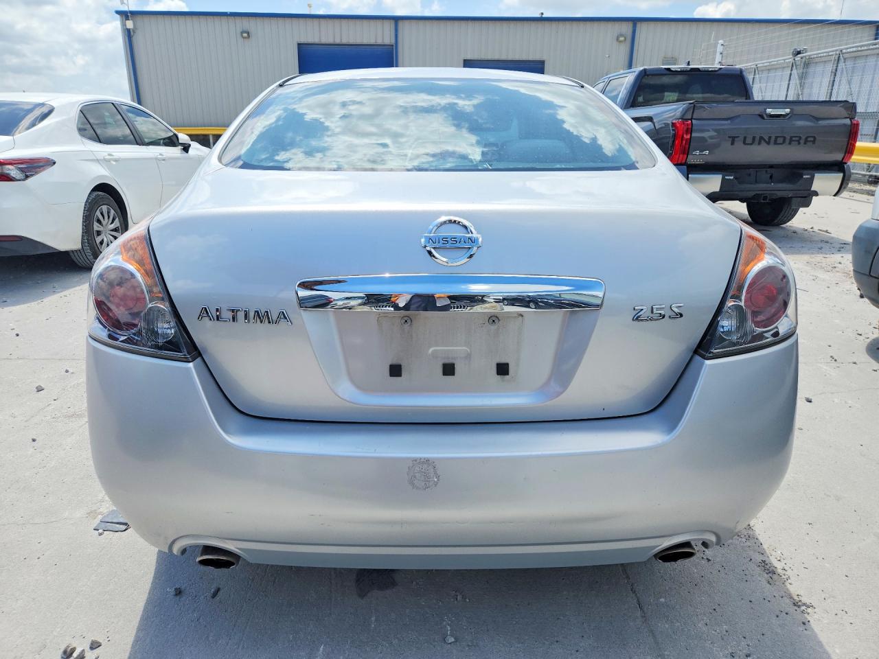 2010 Nissan Altima 2.5 Silver vin: 1N4AL2AP8AN434325