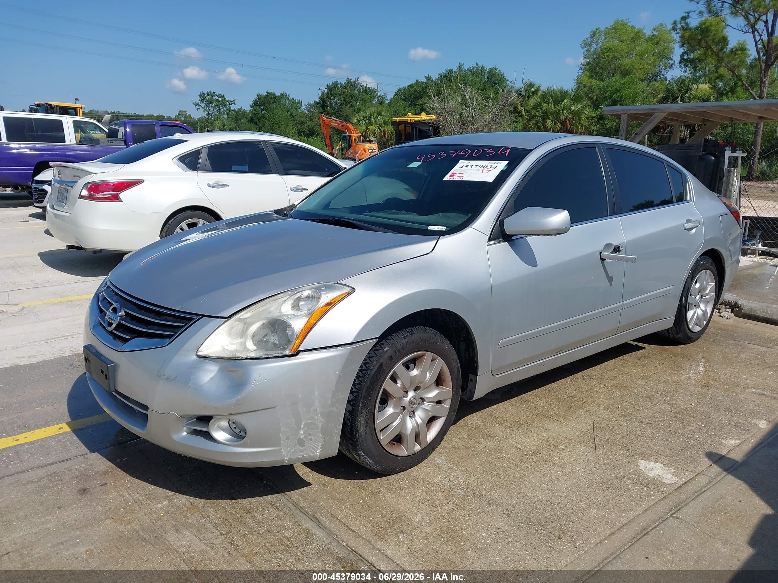 2010 Nissan Altima 2.5 S Silver vin: 1N4AL2AP8AN458463
