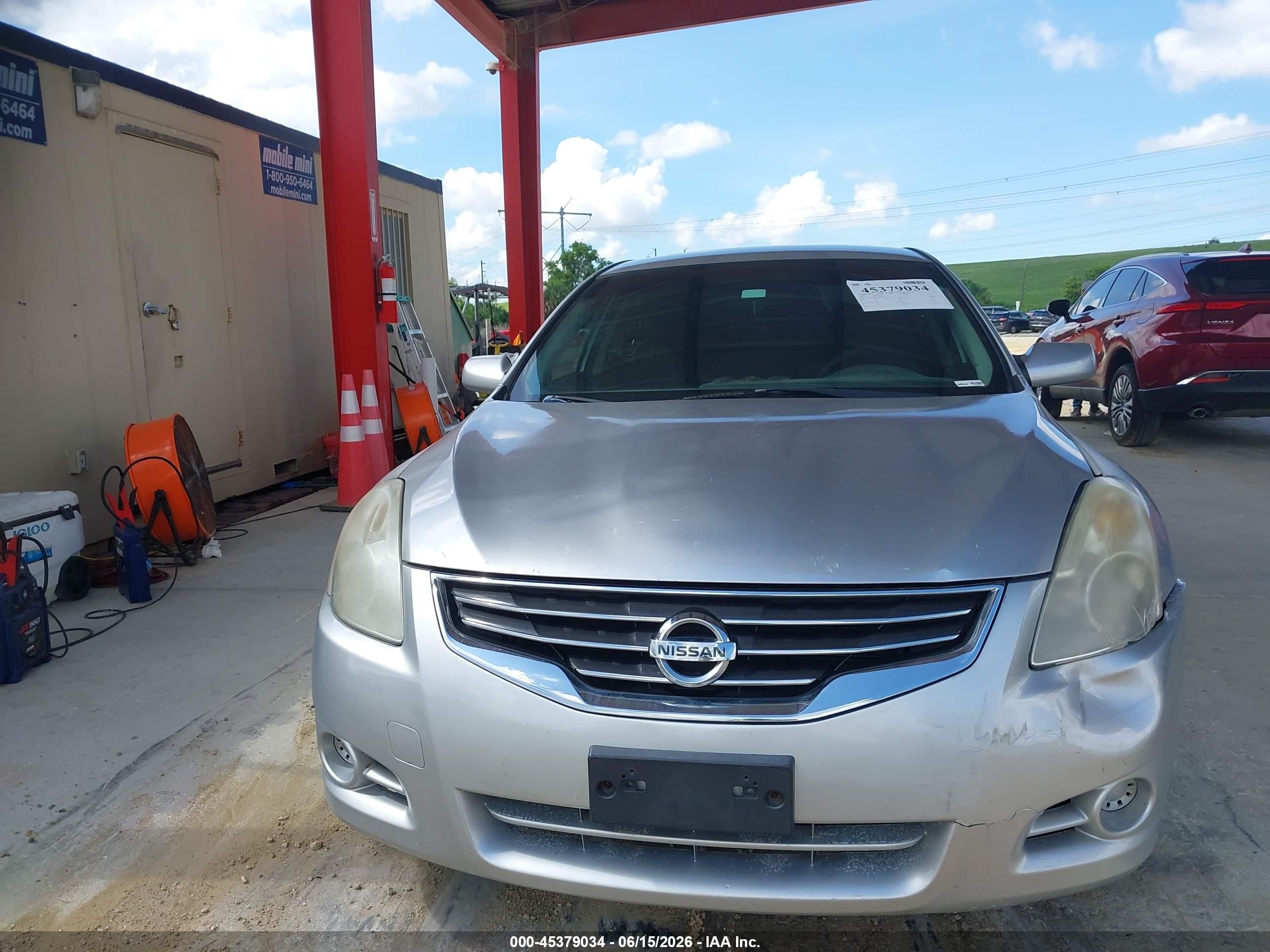 2010 Nissan Altima 2.5 S Silver vin: 1N4AL2AP8AN458463