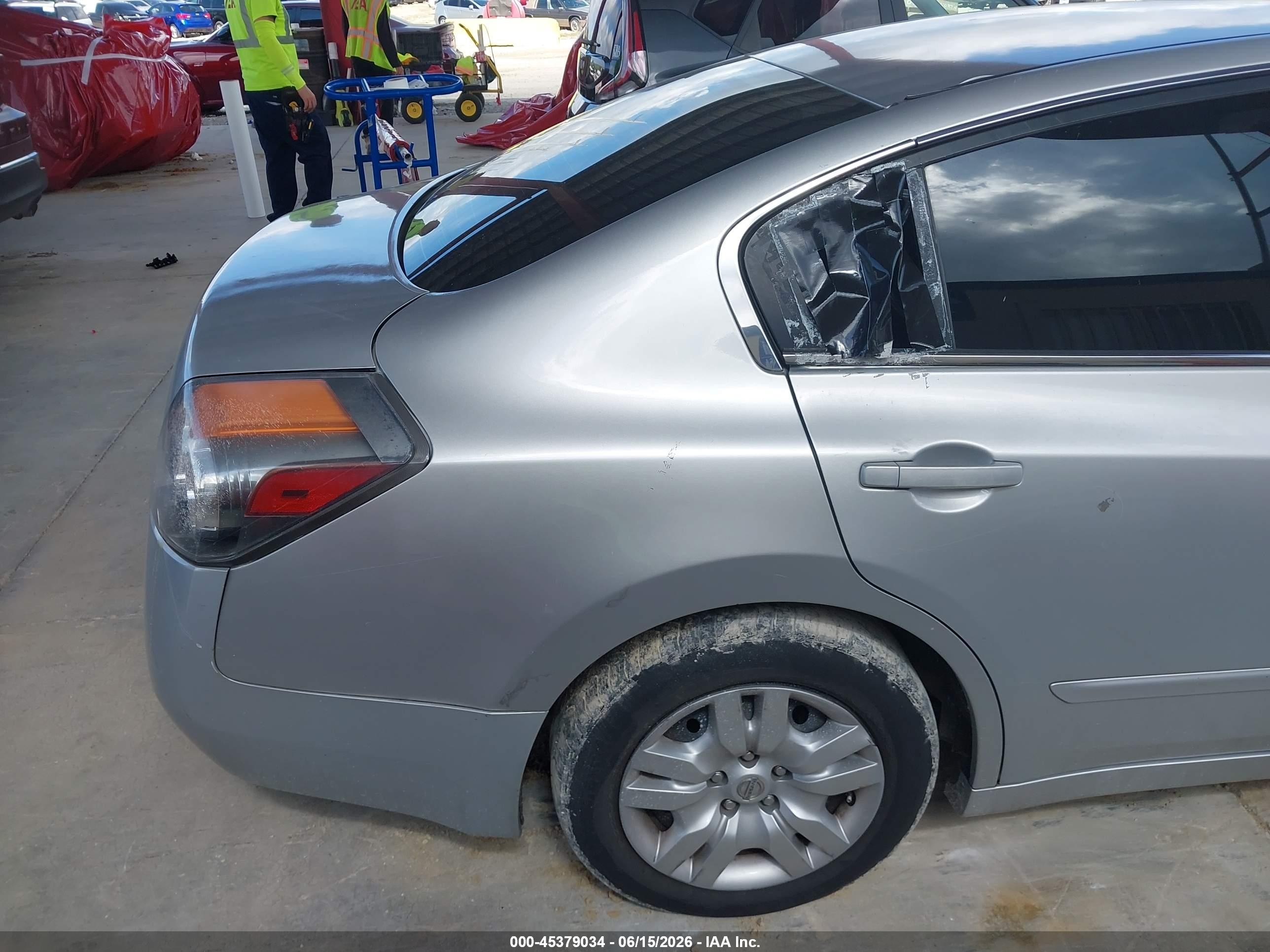 2010 Nissan Altima 2.5 S Silver vin: 1N4AL2AP8AN458463