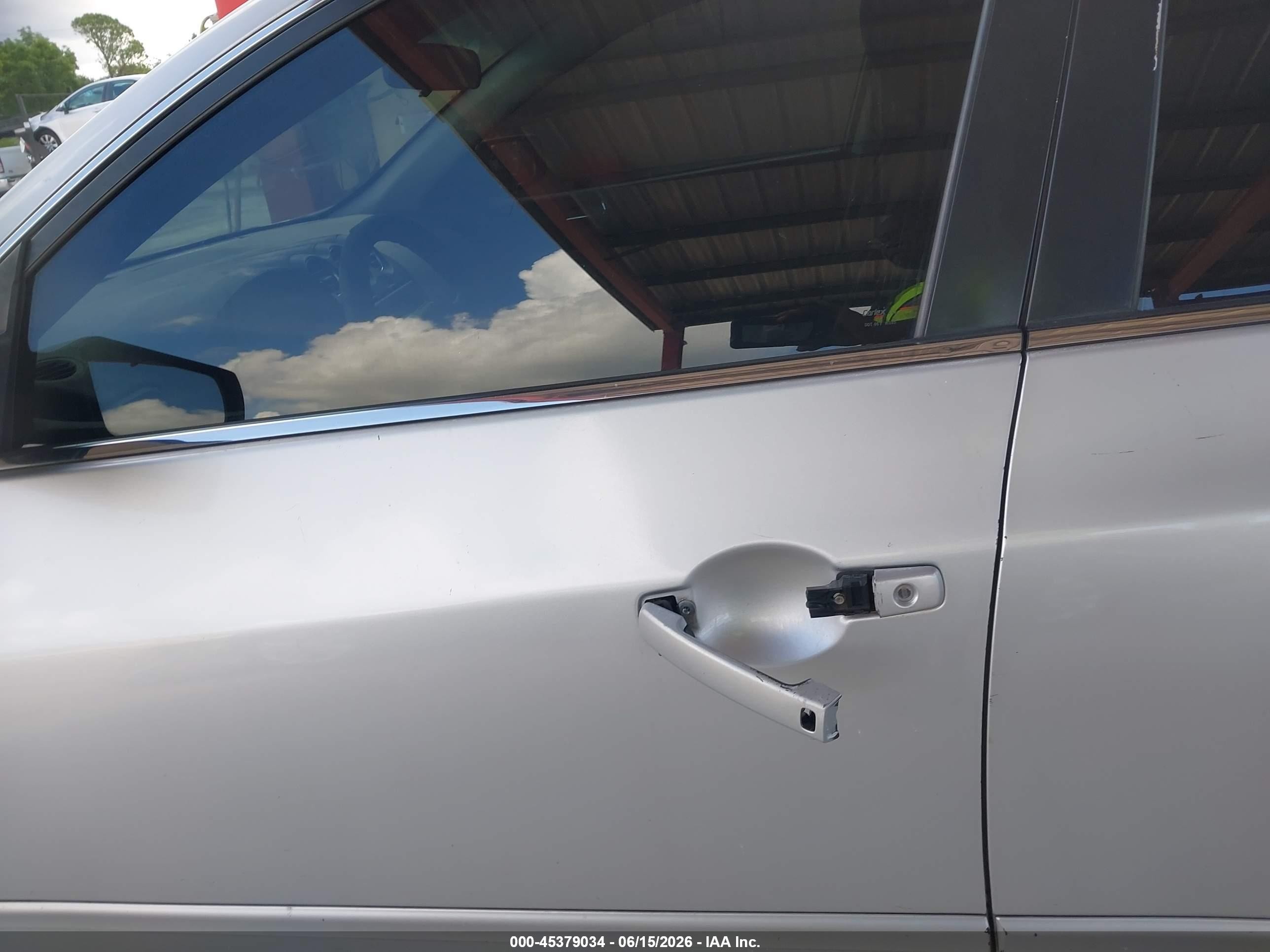 2010 Nissan Altima 2.5 S Silver vin: 1N4AL2AP8AN458463