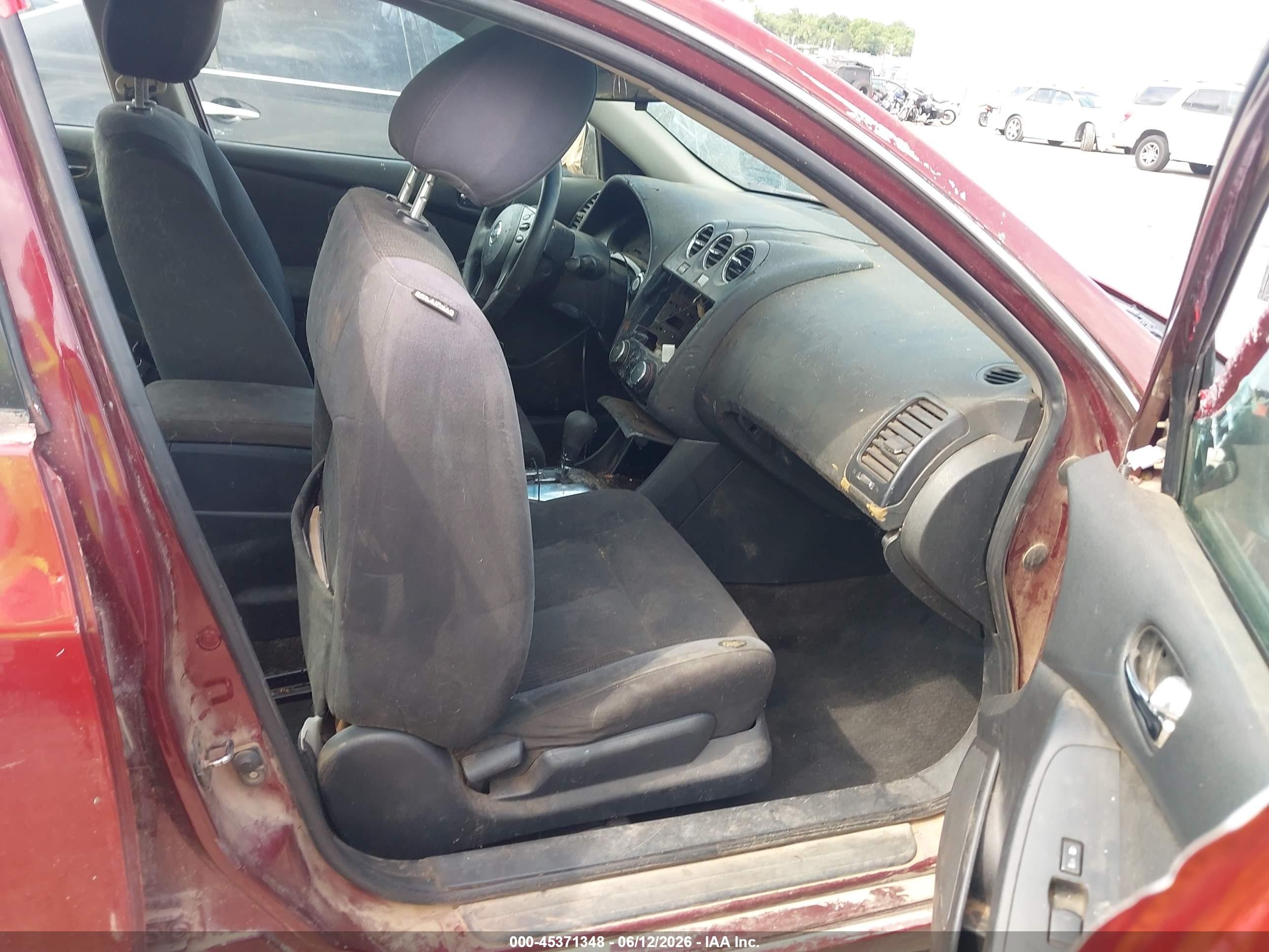 2010 Nissan Altima 2.5 S Red vin: 1N4AL2AP8AN465798