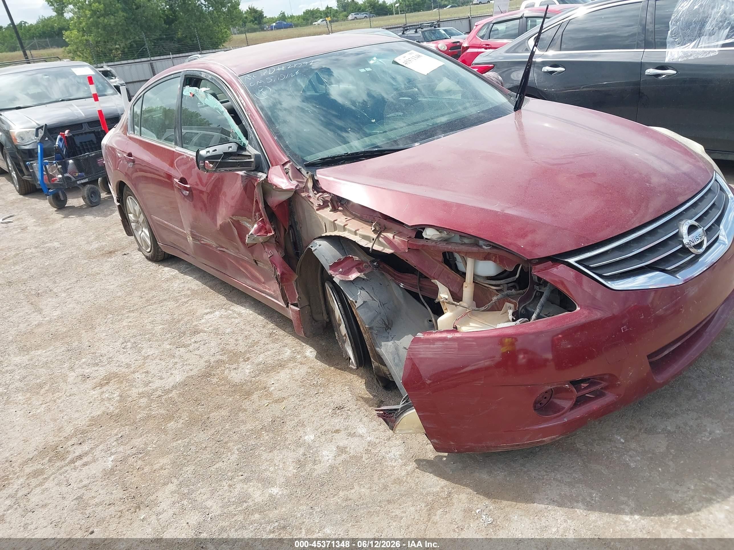 2010 Nissan Altima 2.5 S Red vin: 1N4AL2AP8AN465798