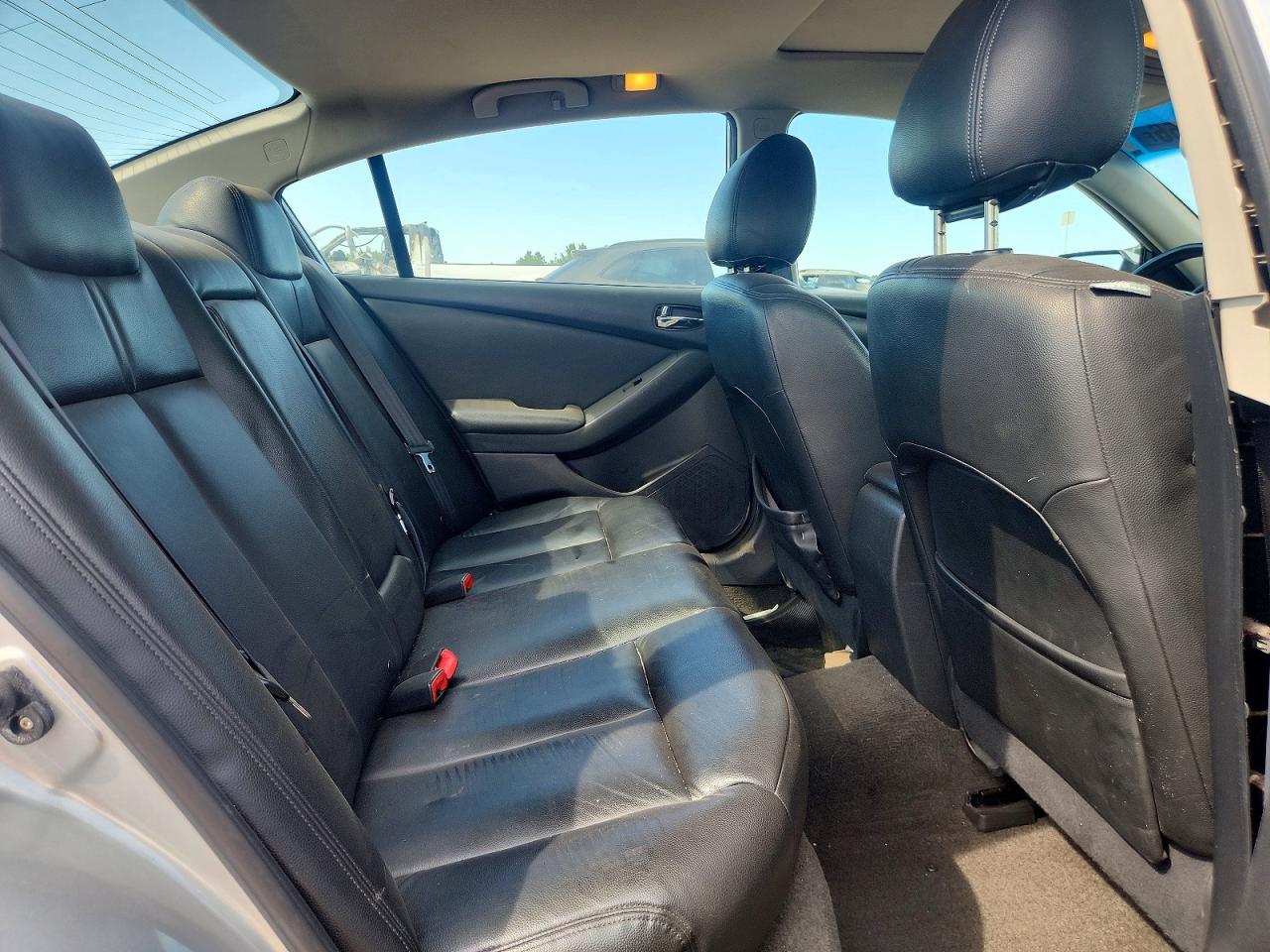 2010 Nissan Altima 2.5 Silver vin: 1N4AL2AP8AN501330
