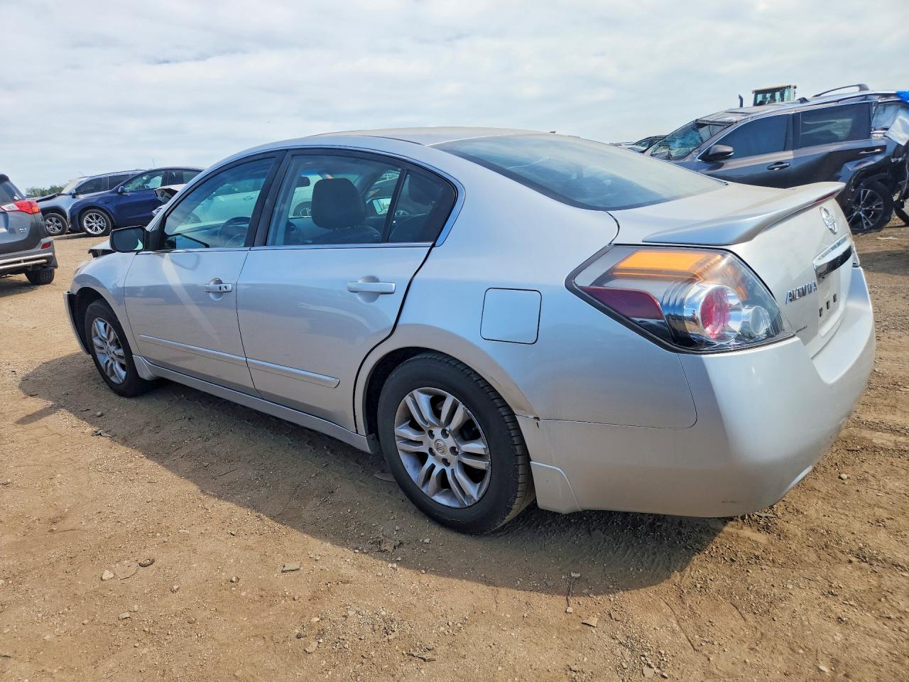 2010 Nissan Altima 2.5 Silver vin: 1N4AL2AP8AN501330