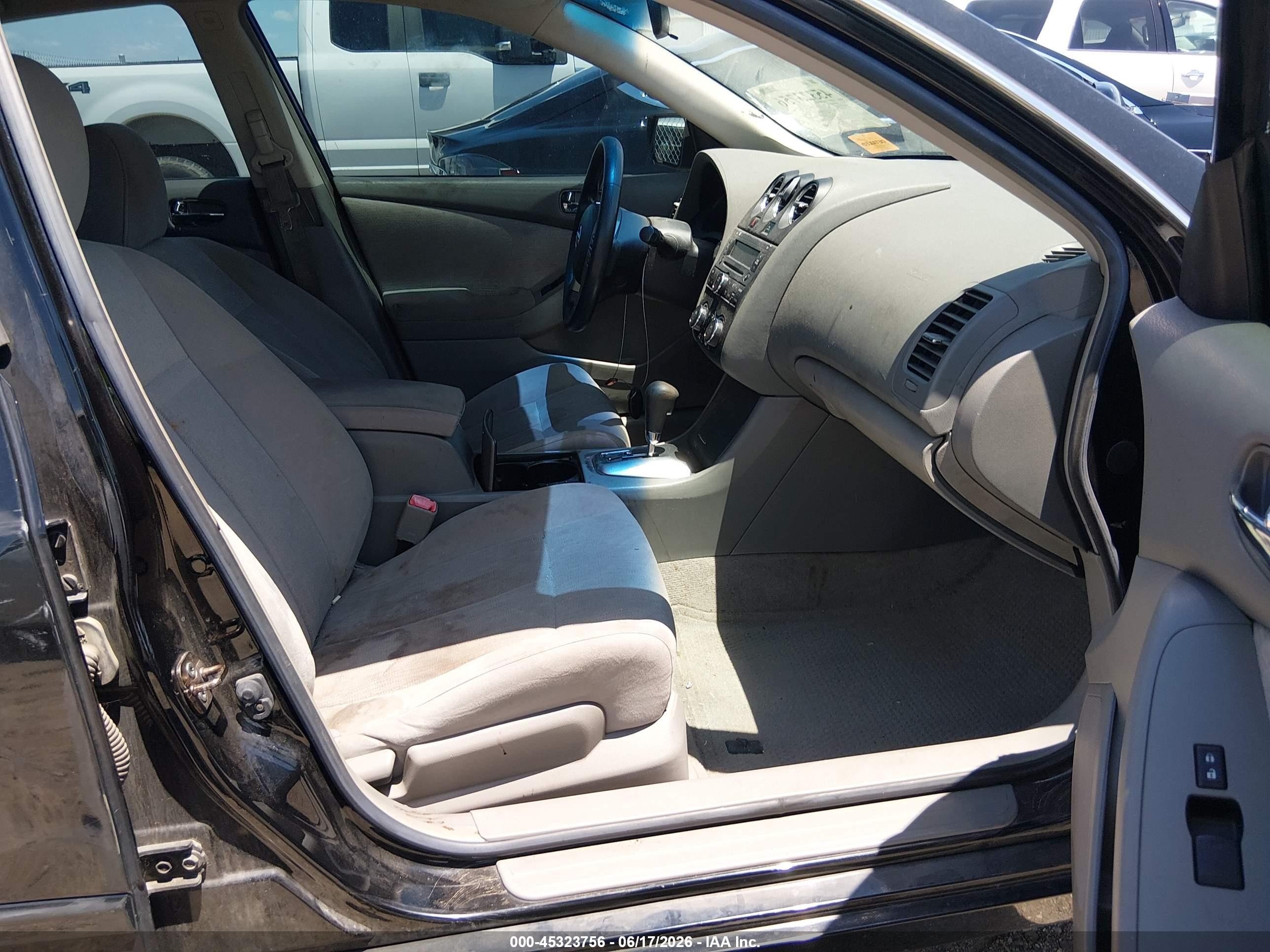 2010 Nissan Altima 2.5 Black vin: 1N4AL2AP8AN507757