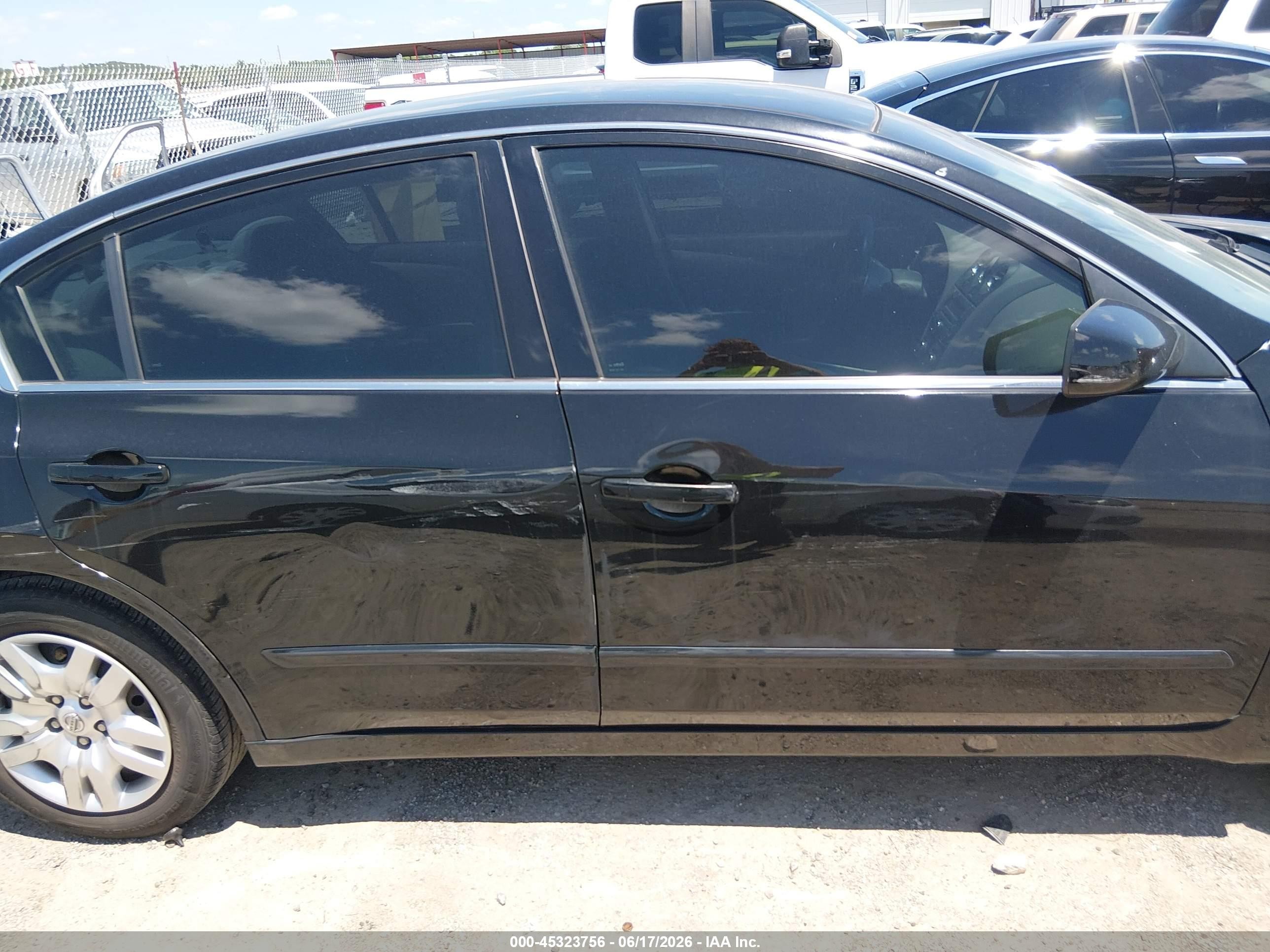 2010 Nissan Altima 2.5 Black vin: 1N4AL2AP8AN507757
