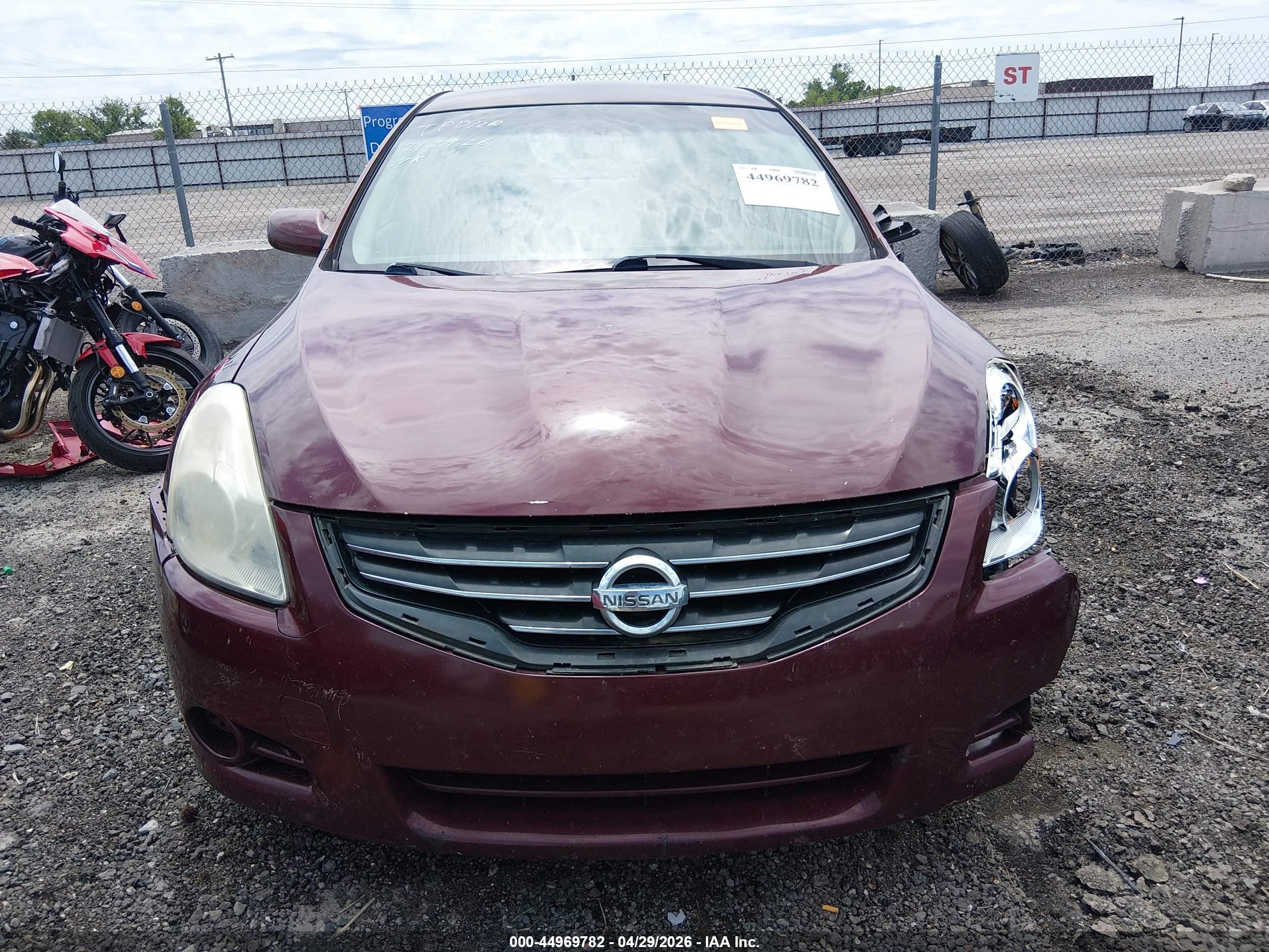 2010 Nissan Altima 2.5 S Maroon vin: 1N4AL2AP8AN510027