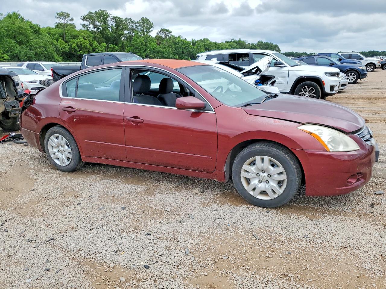 2010 Nissan Altima 2.5 Burgundy vin: 1N4AL2AP8AN514417