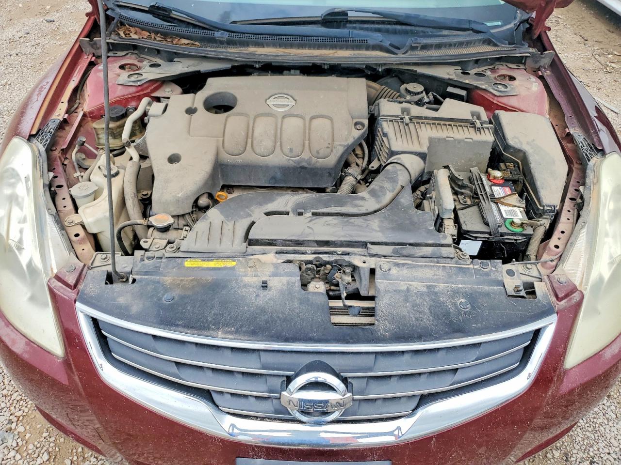 2010 Nissan Altima 2.5 Burgundy vin: 1N4AL2AP8AN514417