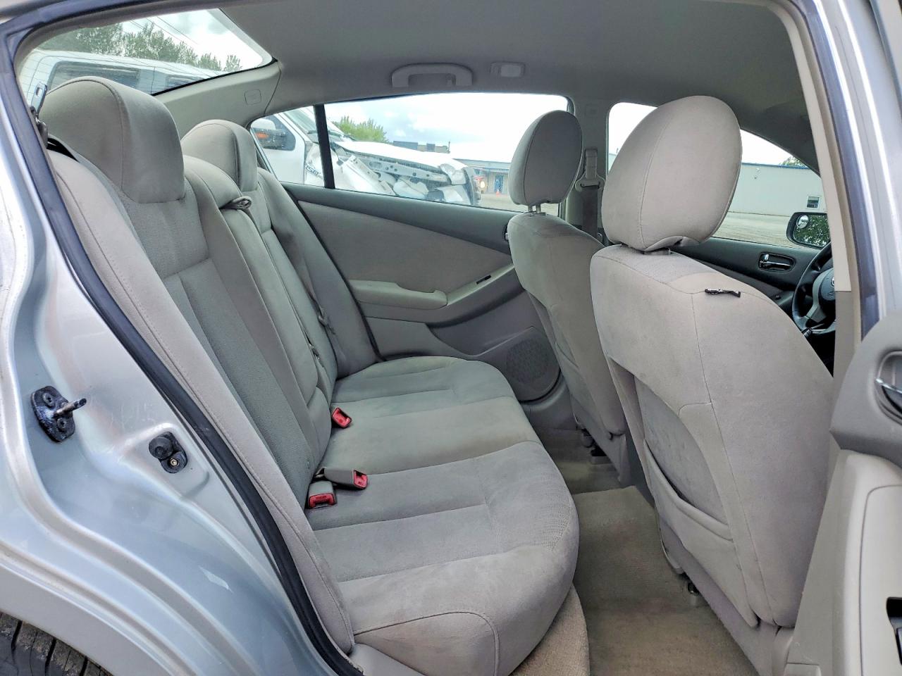 2010 Nissan Altima 2.5 Silver vin: 1N4AL2AP8AN534408