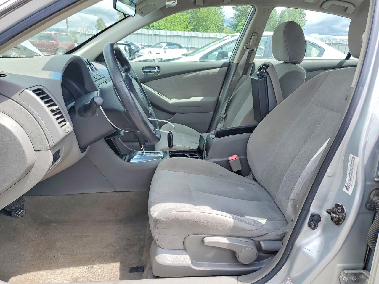 2010 Nissan Altima 2.5 Silver vin: 1N4AL2AP8AN534408