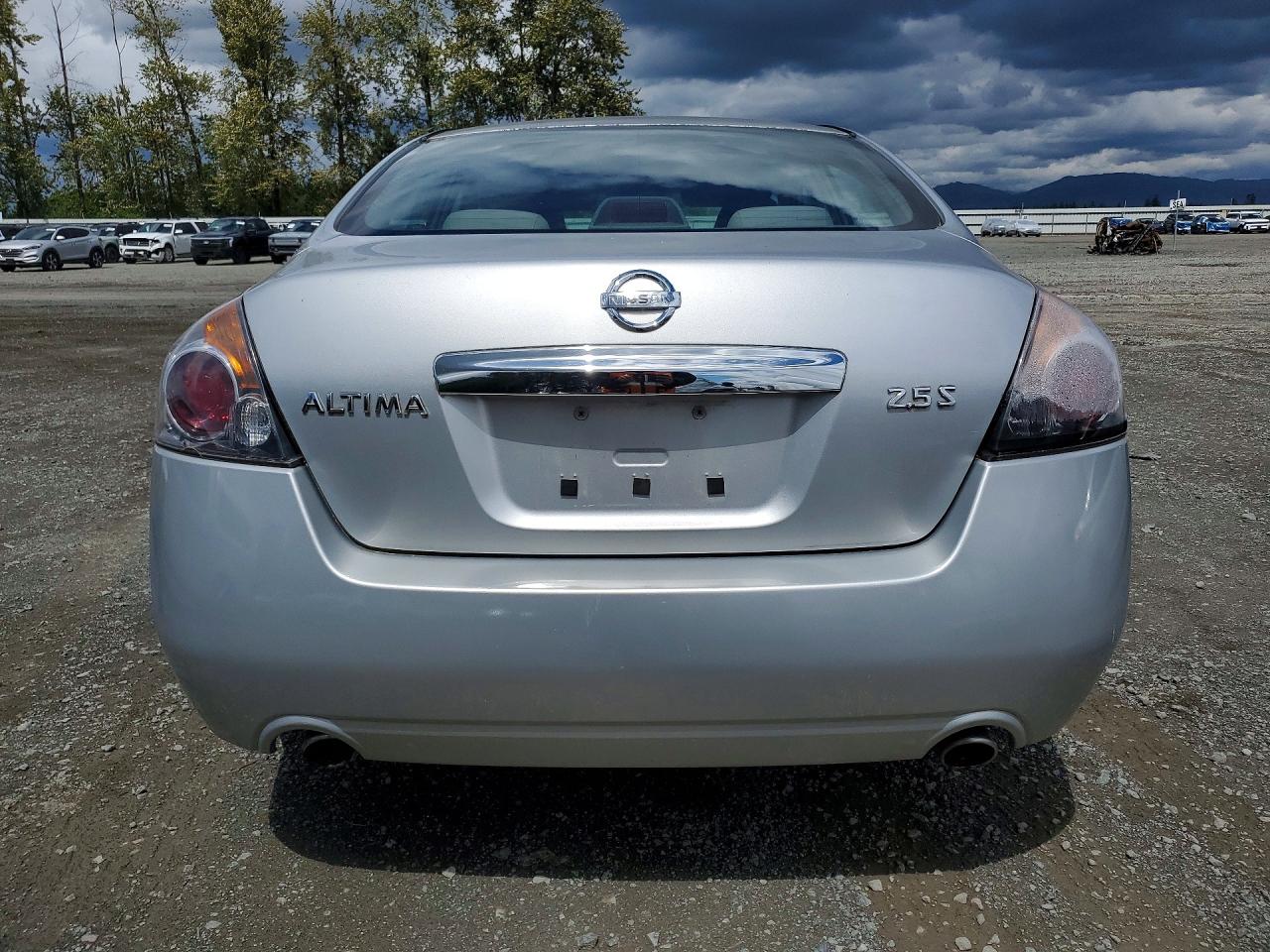 2010 Nissan Altima 2.5 Silver vin: 1N4AL2AP8AN534408