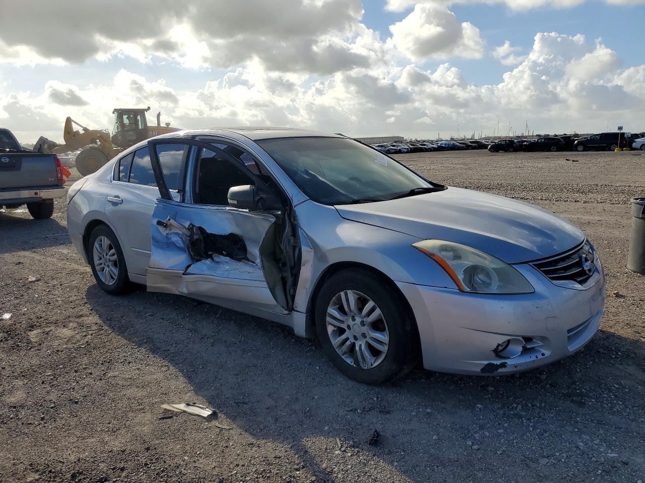 2010 Nissan Altima 2.5 Silver vin: 1N4AL2AP8AN553444
