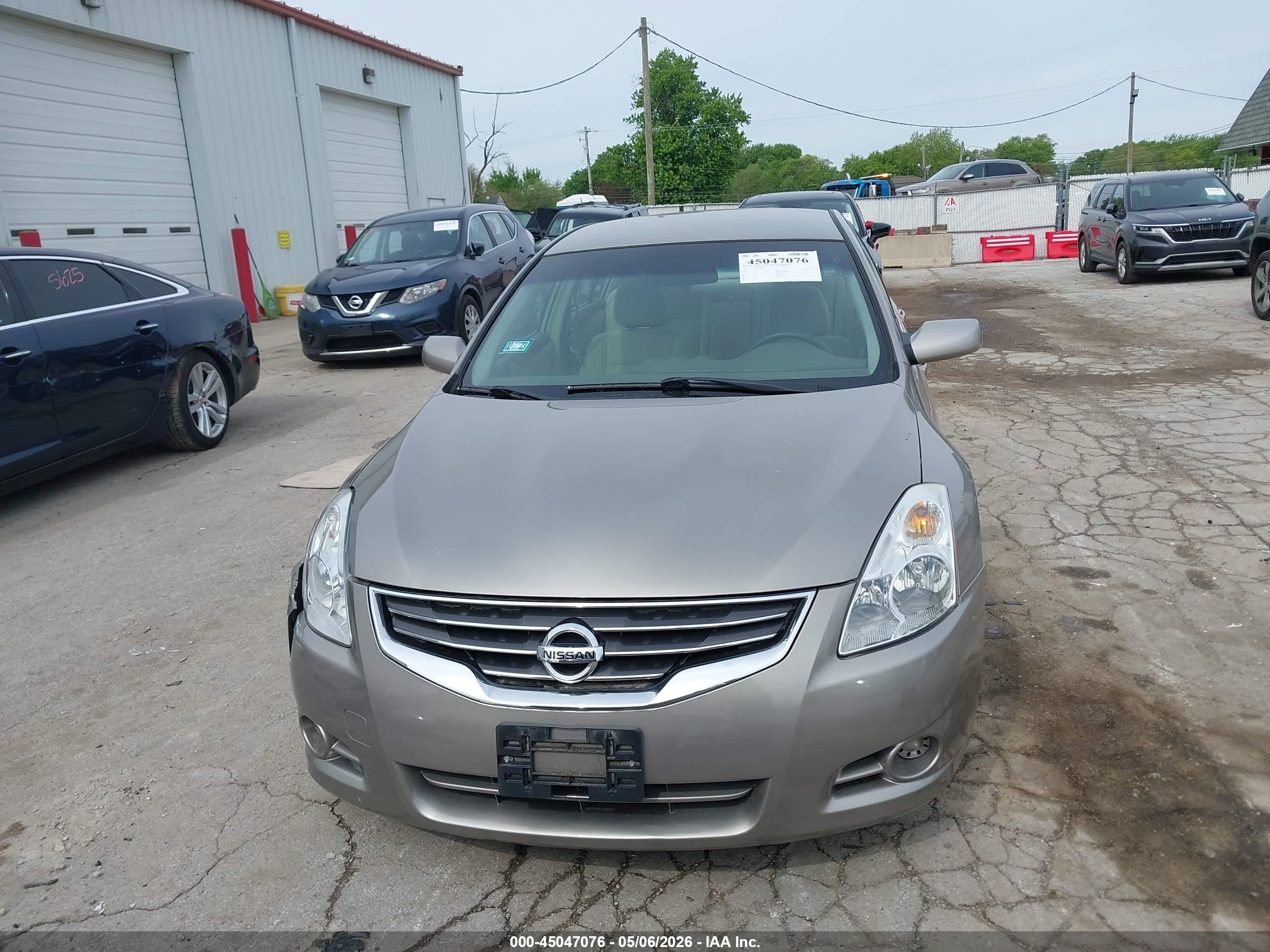 2011 Nissan Altima 2.5 S Желто-коричневый vin: 1N4AL2AP8BC106917