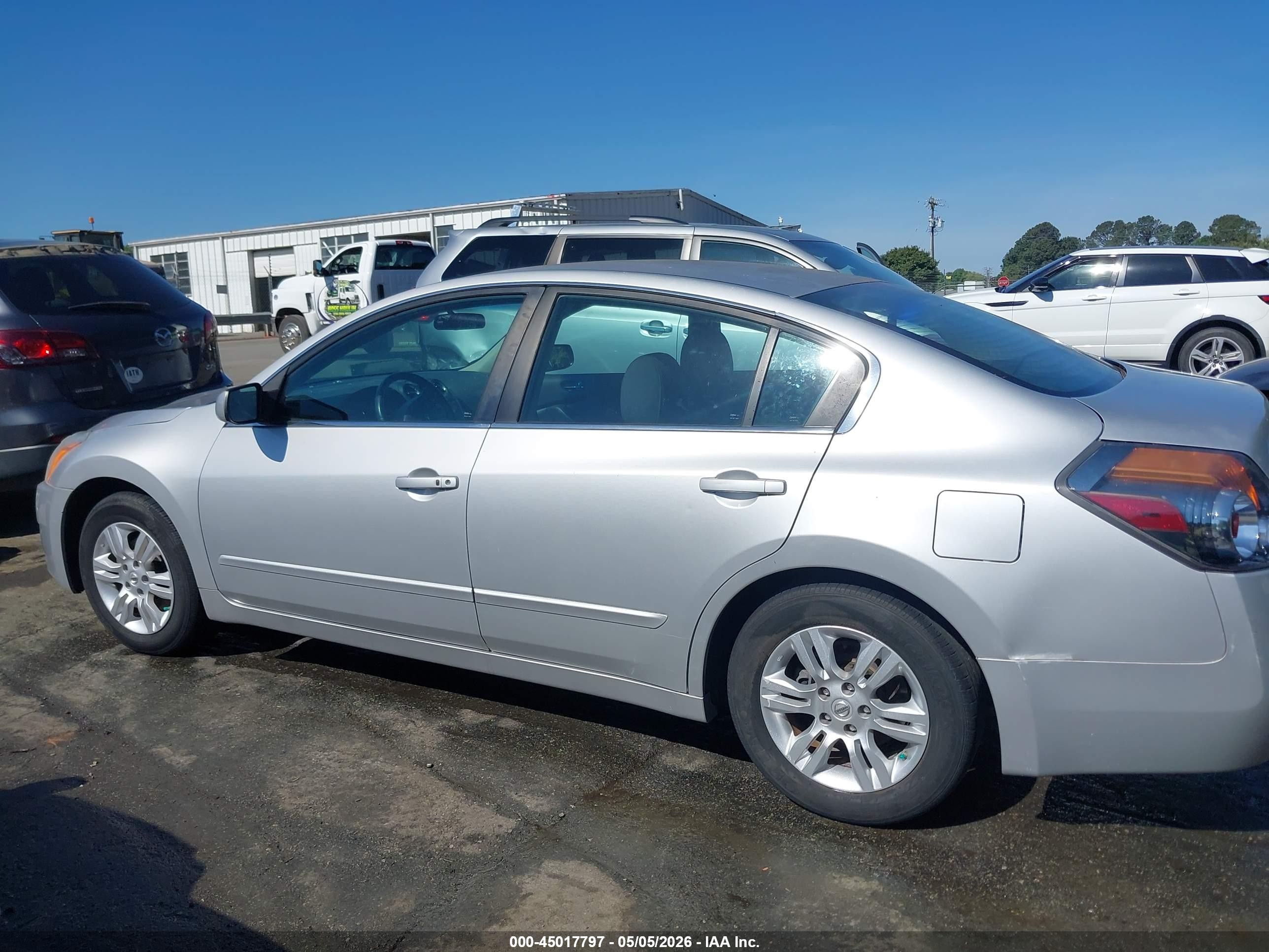 2011 Nissan Altima 2.5 S Silver vin: 1N4AL2AP8BC114242