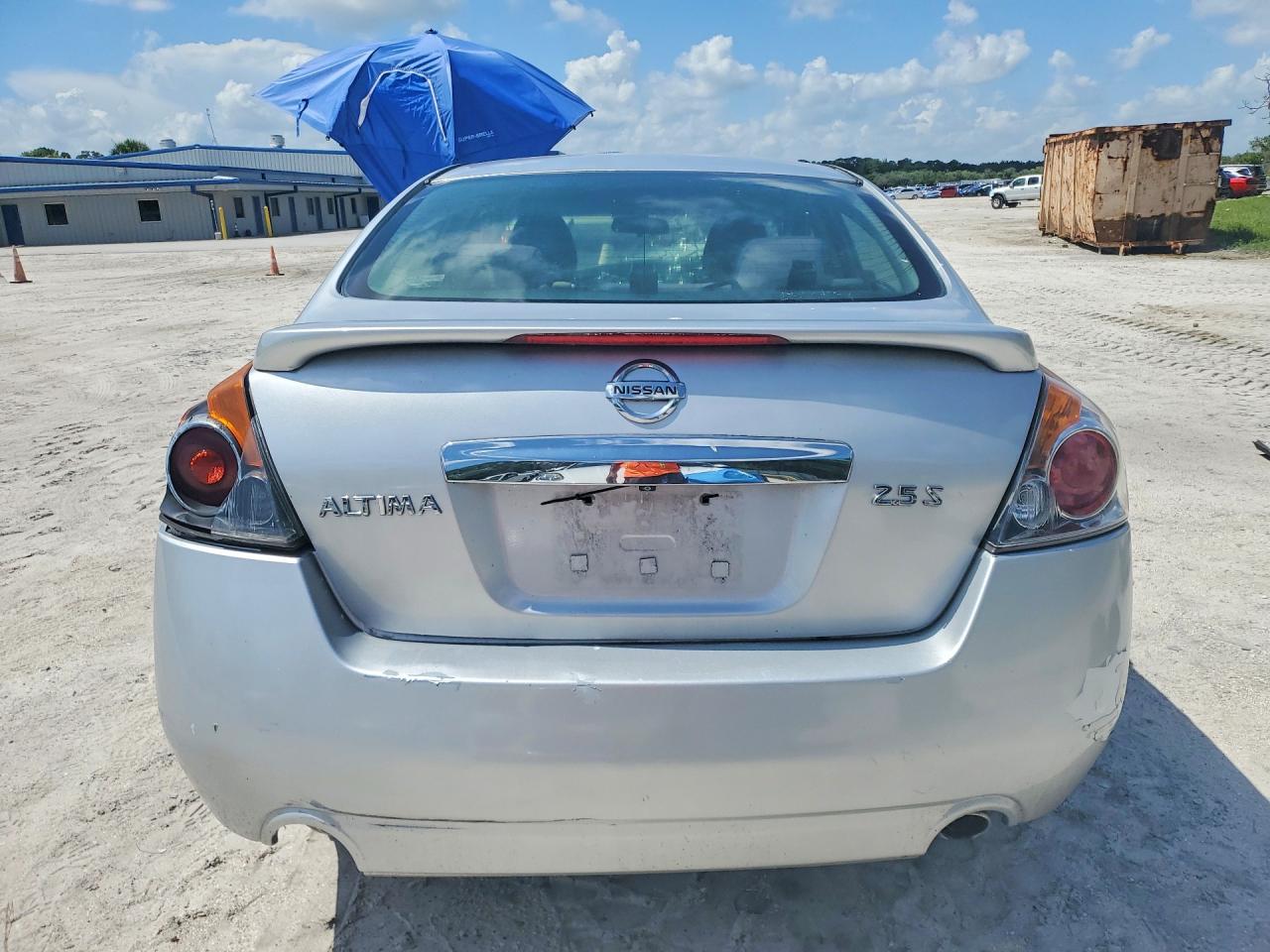2011 Nissan Altima 2.5 Silver vin: 1N4AL2AP8BC138458