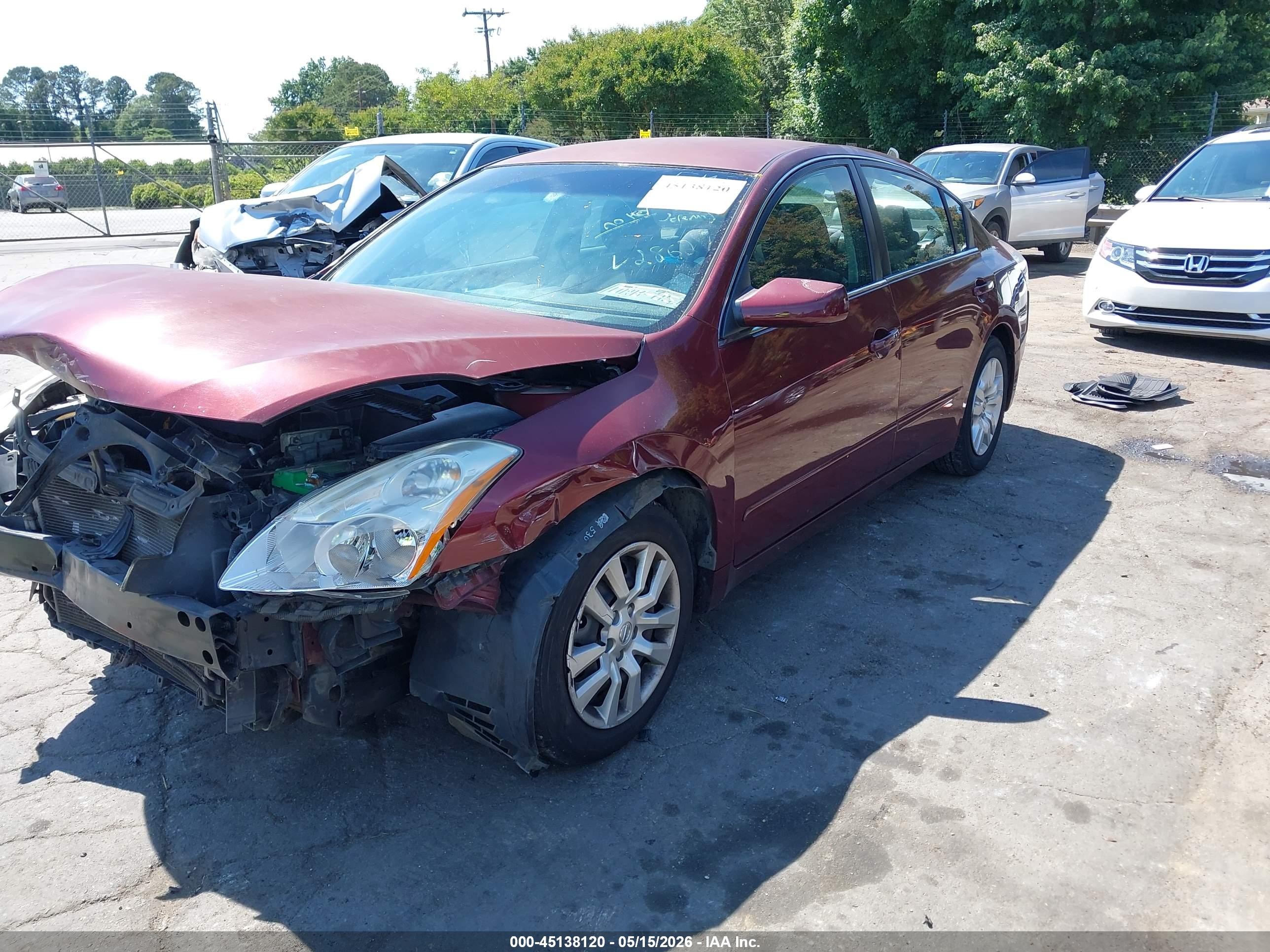 2011 Nissan Altima 2.5 S Burgundy vin: 1N4AL2AP8BC152862