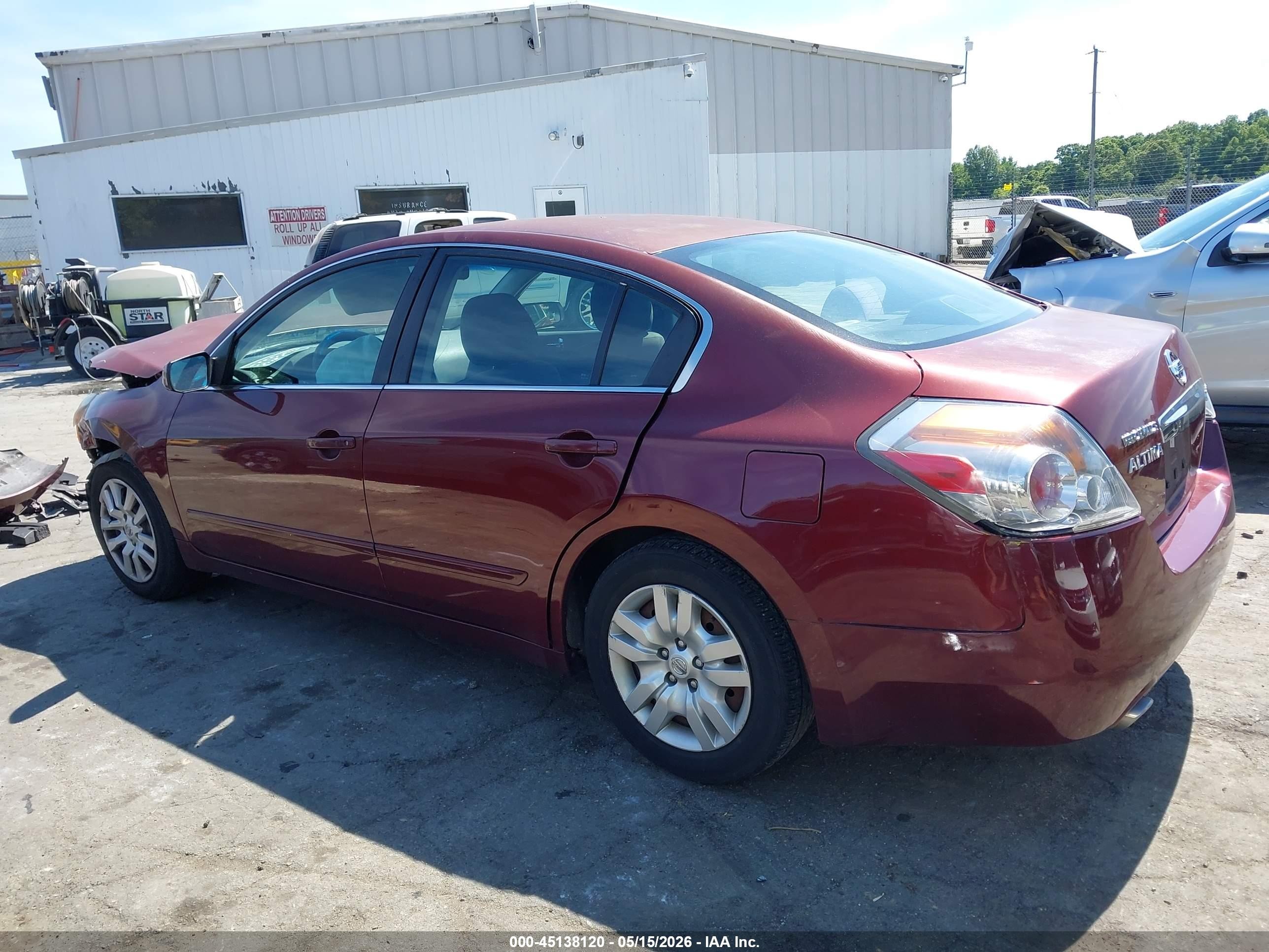 2011 Nissan Altima 2.5 S Burgundy vin: 1N4AL2AP8BC152862