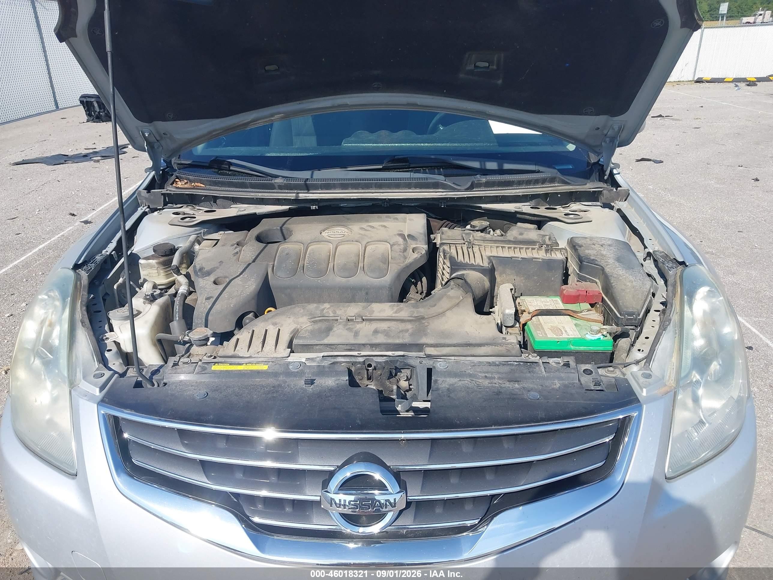 2011 Nissan Altima 2.5 S Silver vin: 1N4AL2AP8BC167037