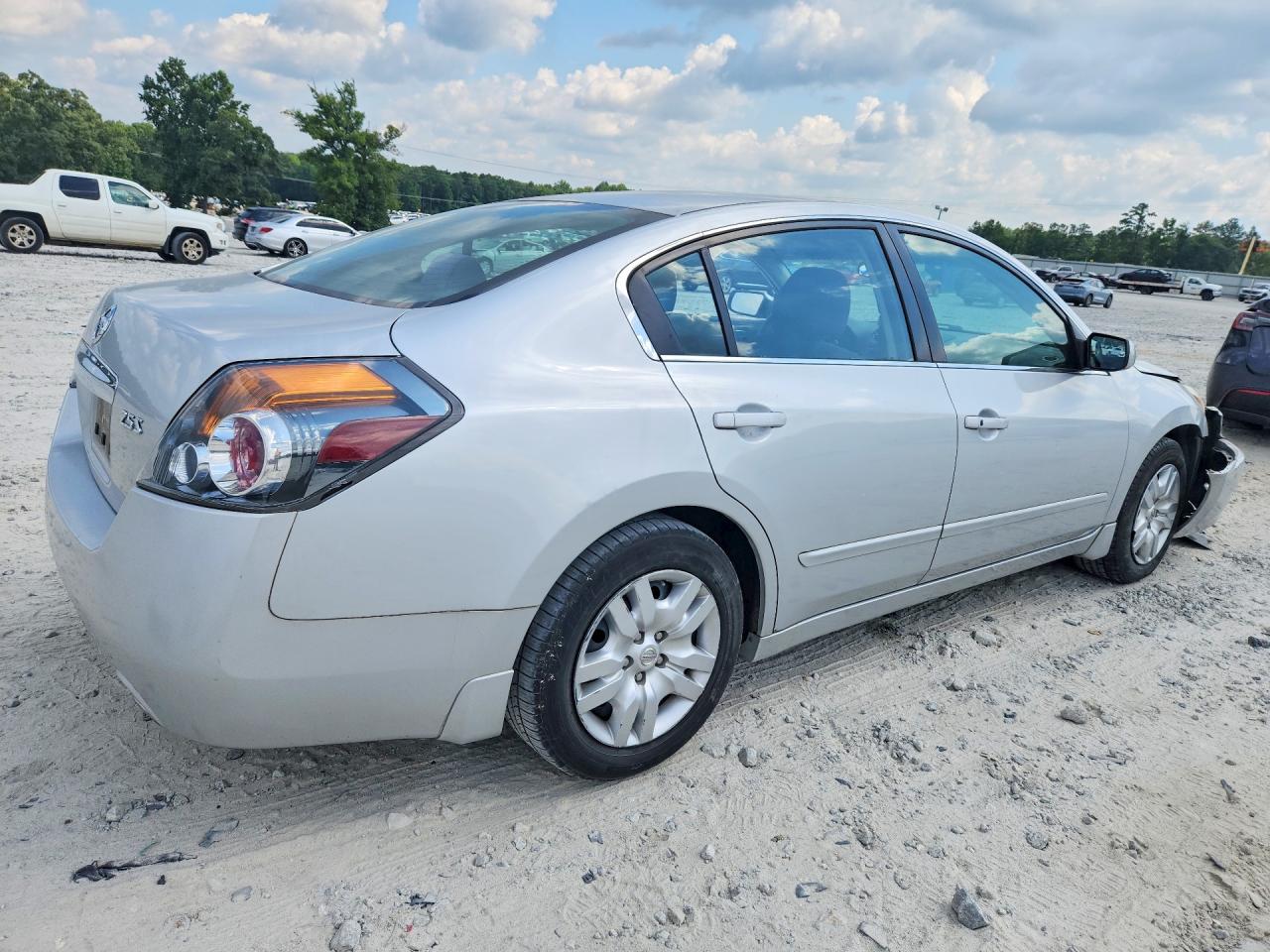 2011 Nissan Altima 2.5 Серебряный vin: 1N4AL2AP8BC178586
