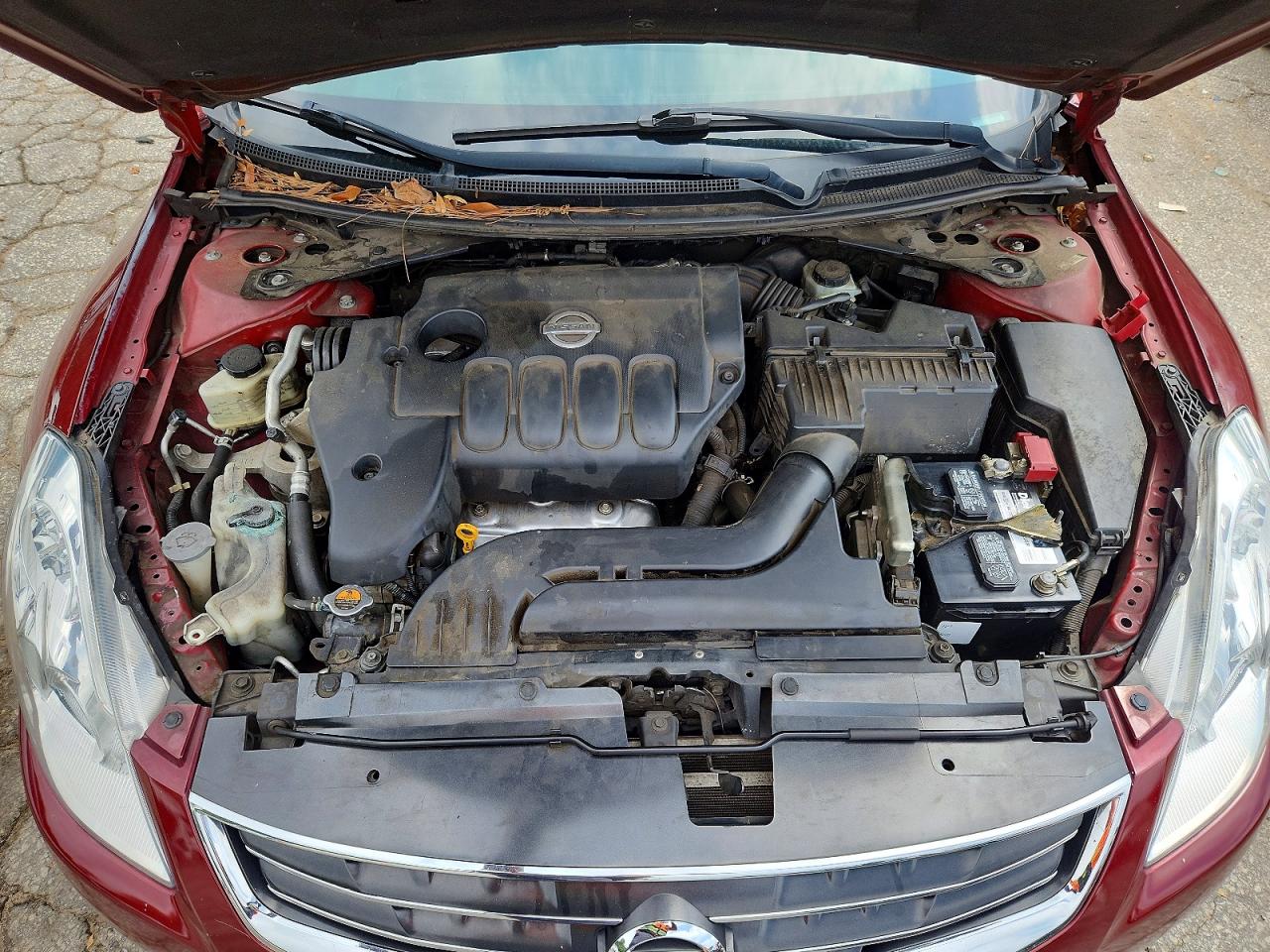 2011 Nissan Altima 2.5 Burgundy vin: 1N4AL2AP8BN436223