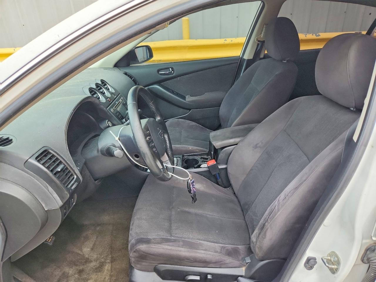 2011 Nissan Altima 2.5 White vin: 1N4AL2AP8BN452454