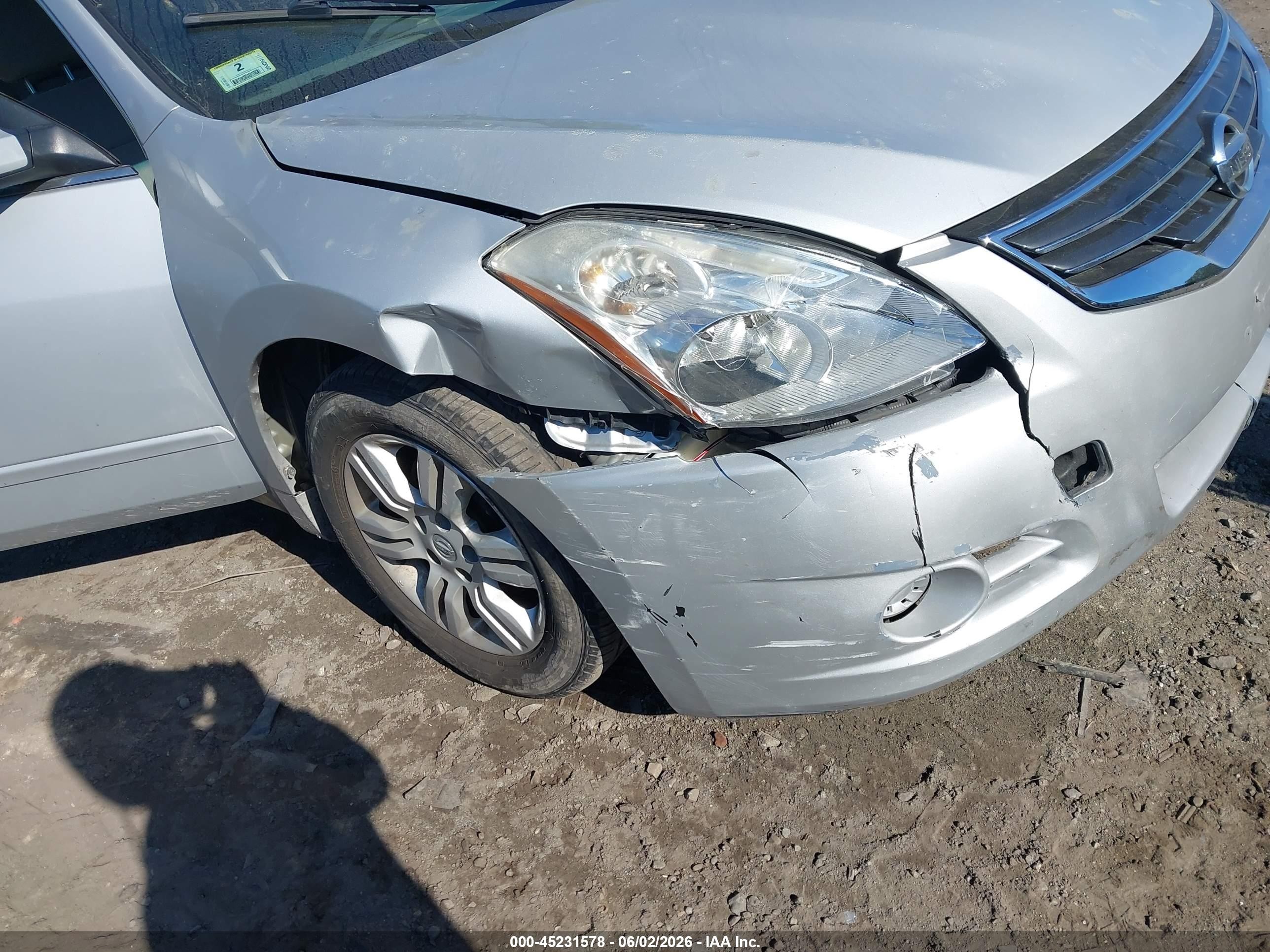 2011 Nissan Altima 2.5 S Silver vin: 1N4AL2AP8BN468525