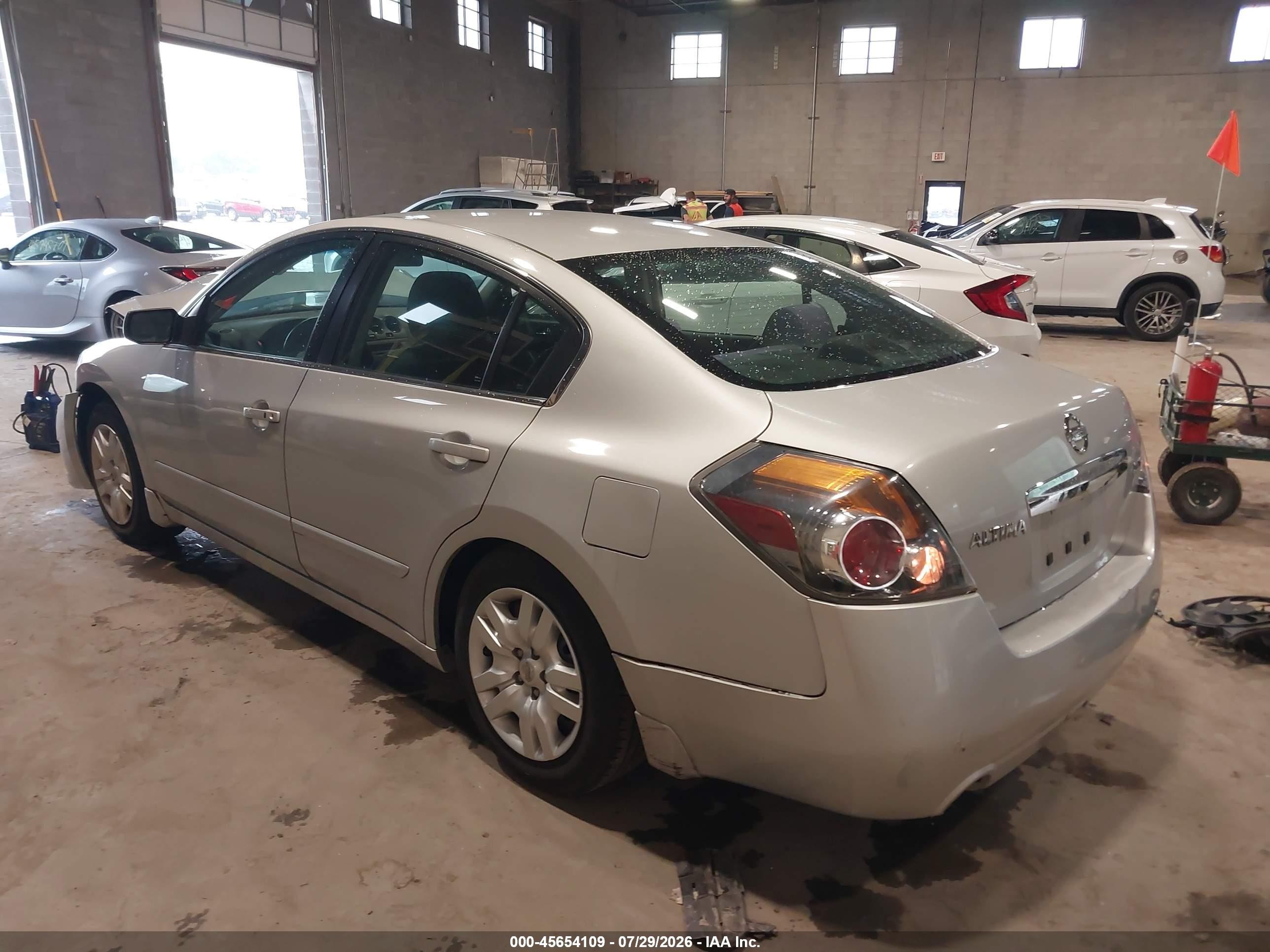 2011 Nissan Altima 2.5 S Silver vin: 1N4AL2AP8BN480514
