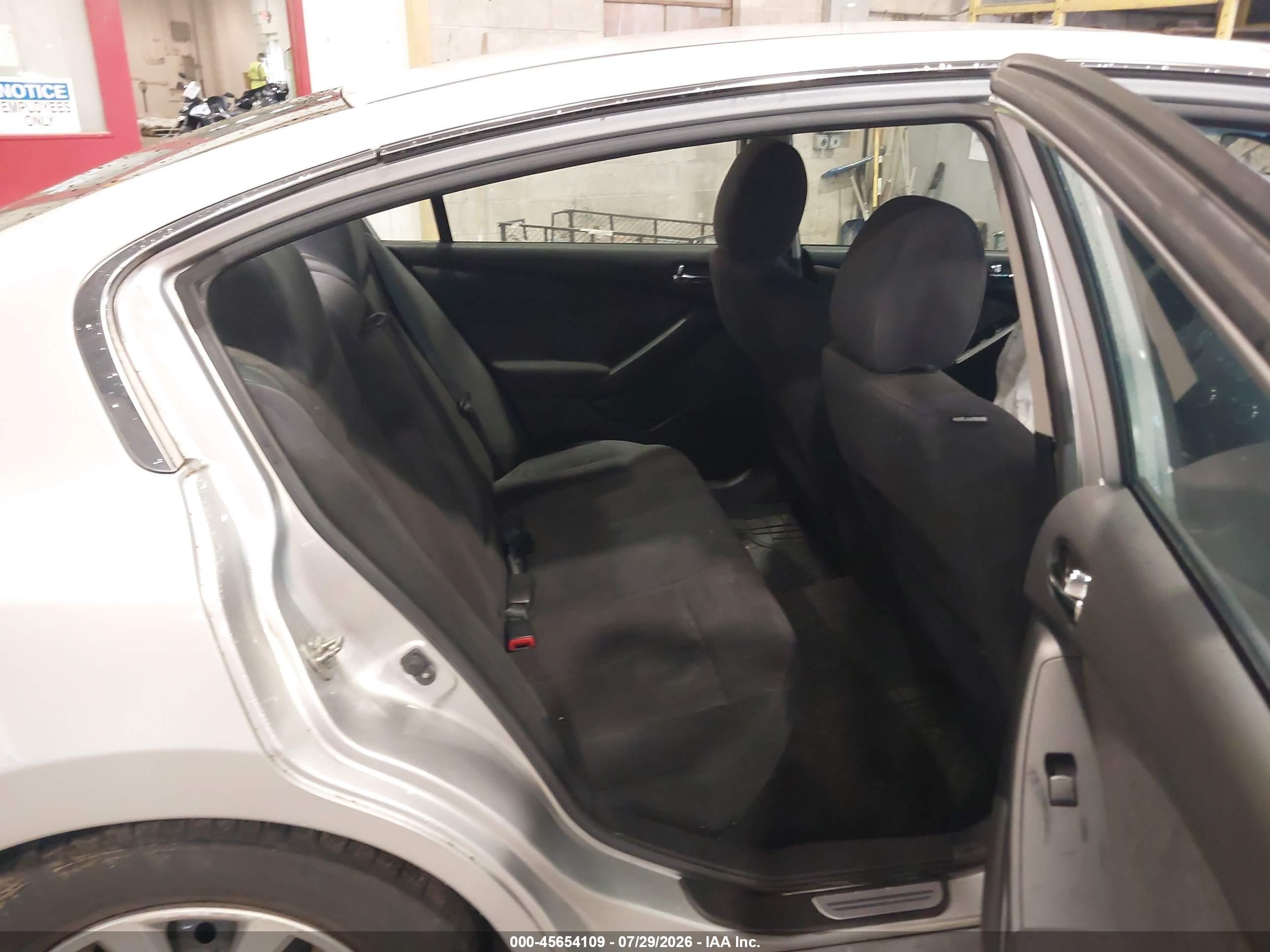 2011 Nissan Altima 2.5 S Silver vin: 1N4AL2AP8BN480514