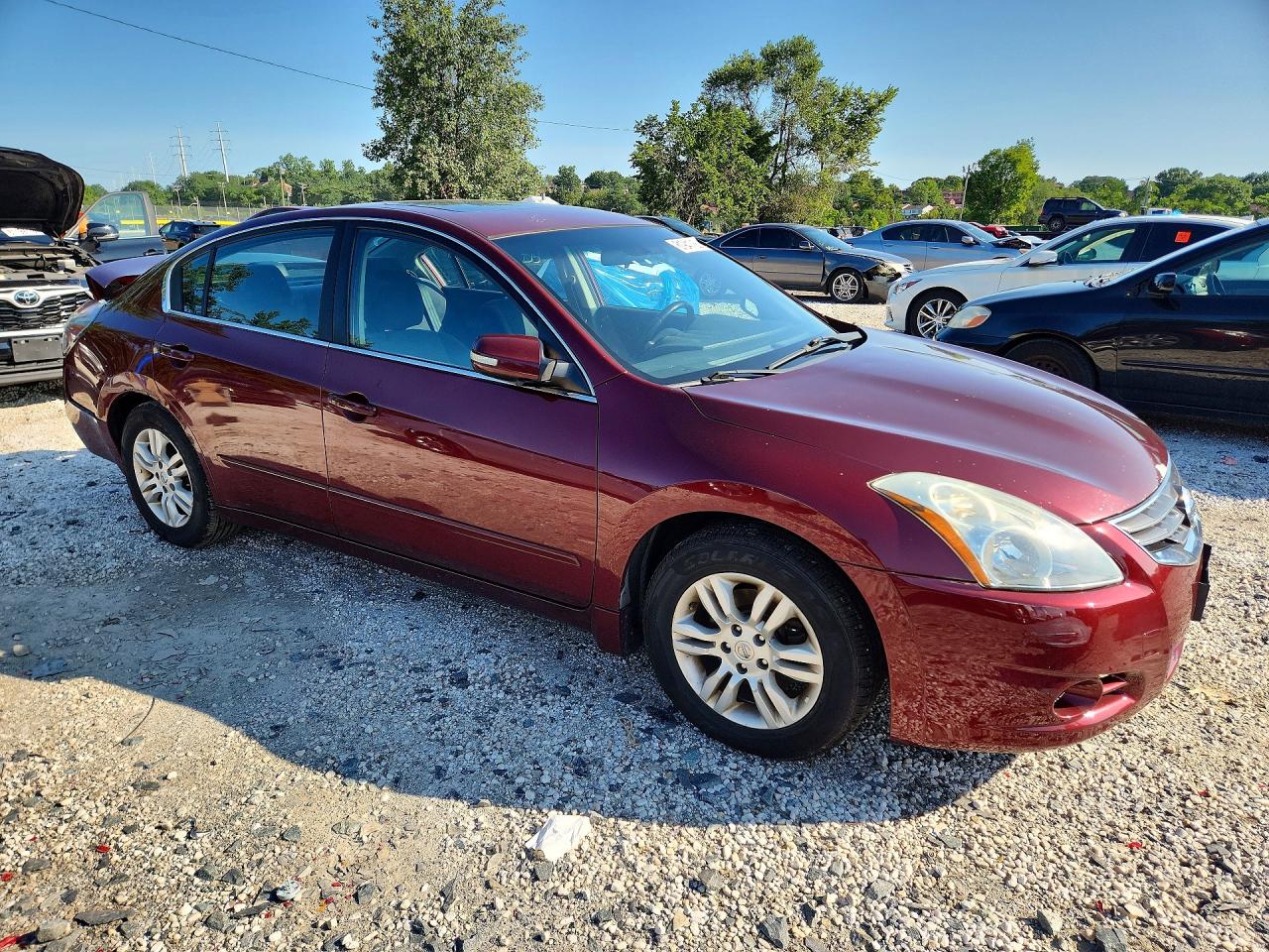 2011 Nissan Altima 2.5 Red vin: 1N4AL2AP8BN485275