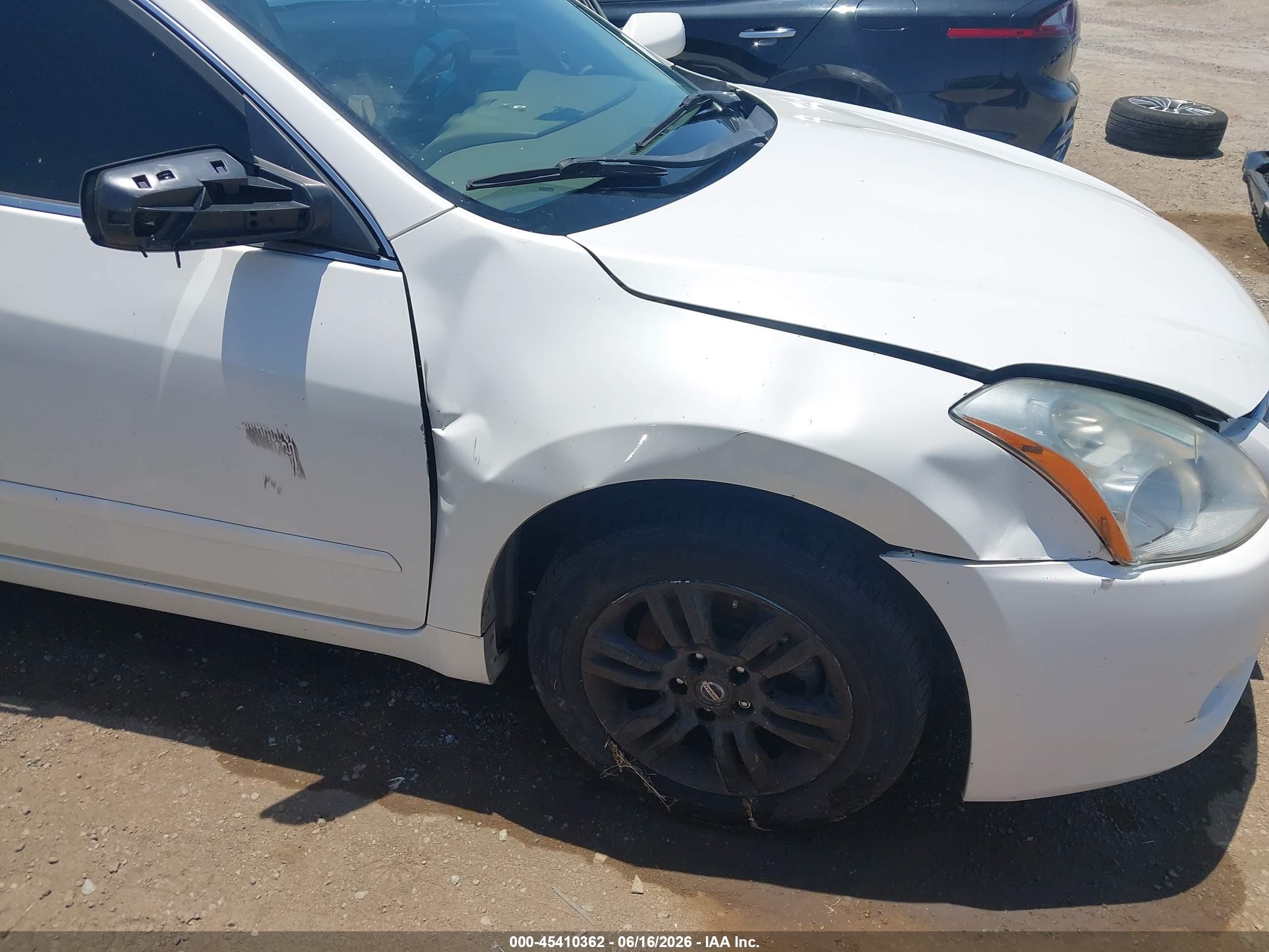 2011 Nissan Altima 2.5 S White vin: 1N4AL2AP8BN490525