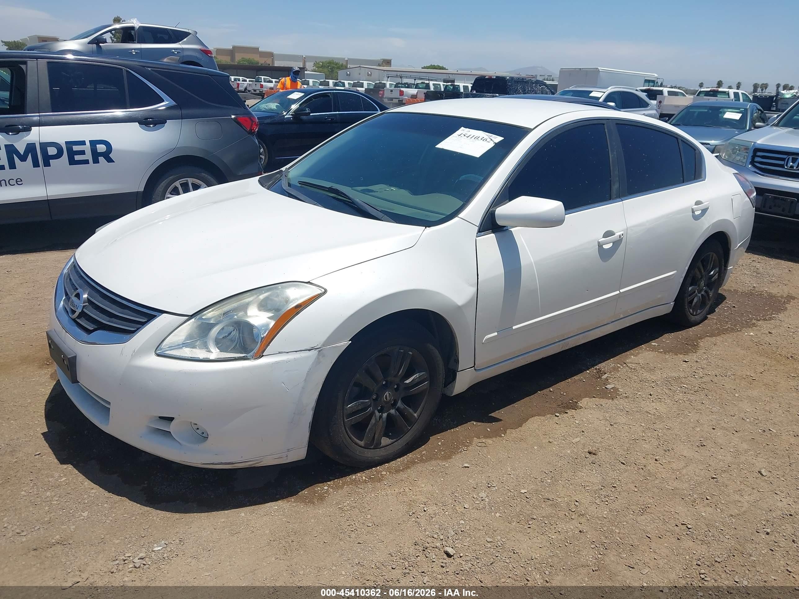 2011 Nissan Altima 2.5 S White vin: 1N4AL2AP8BN490525