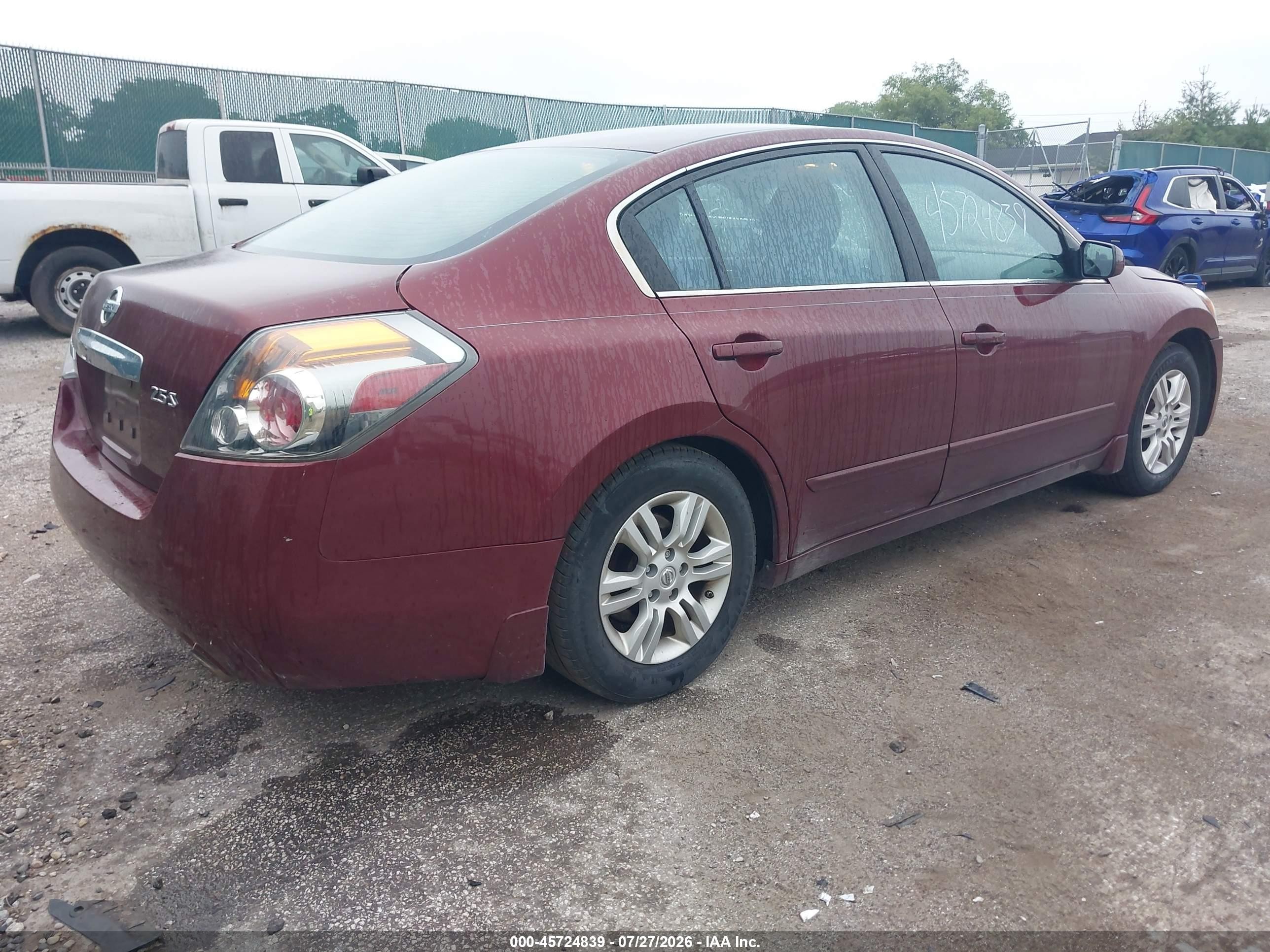 2011 Nissan Altima 2.5 S Maroon vin: 1N4AL2AP8BN503273