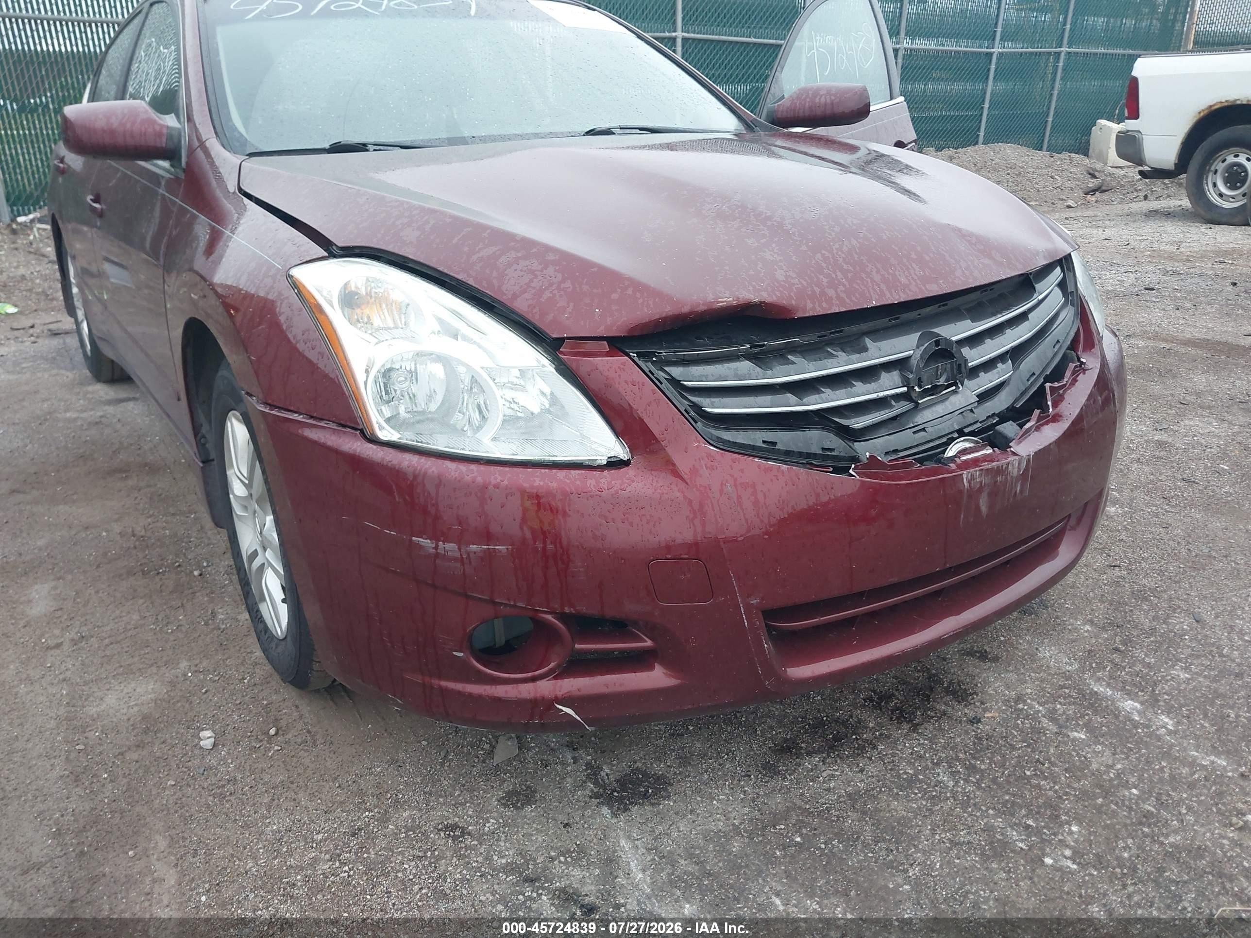 2011 Nissan Altima 2.5 S Maroon vin: 1N4AL2AP8BN503273