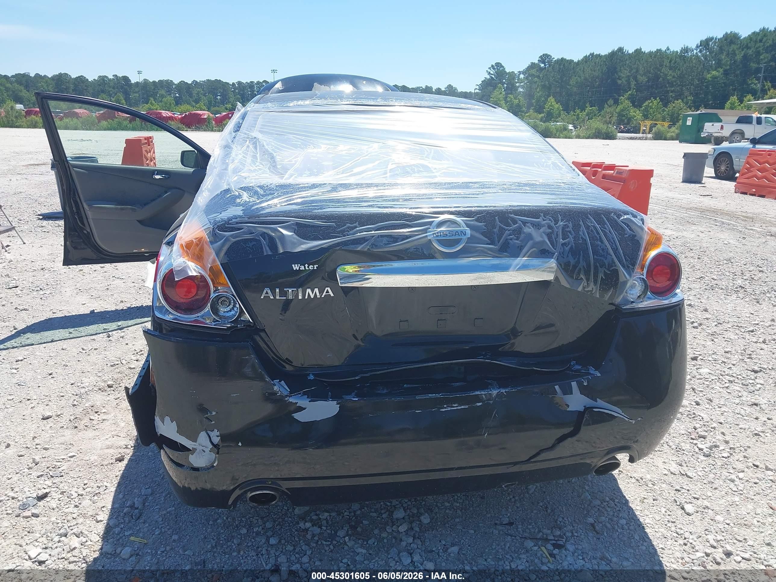 2011 Nissan Altima 2.5 Black vin: 1N4AL2AP8BN516945