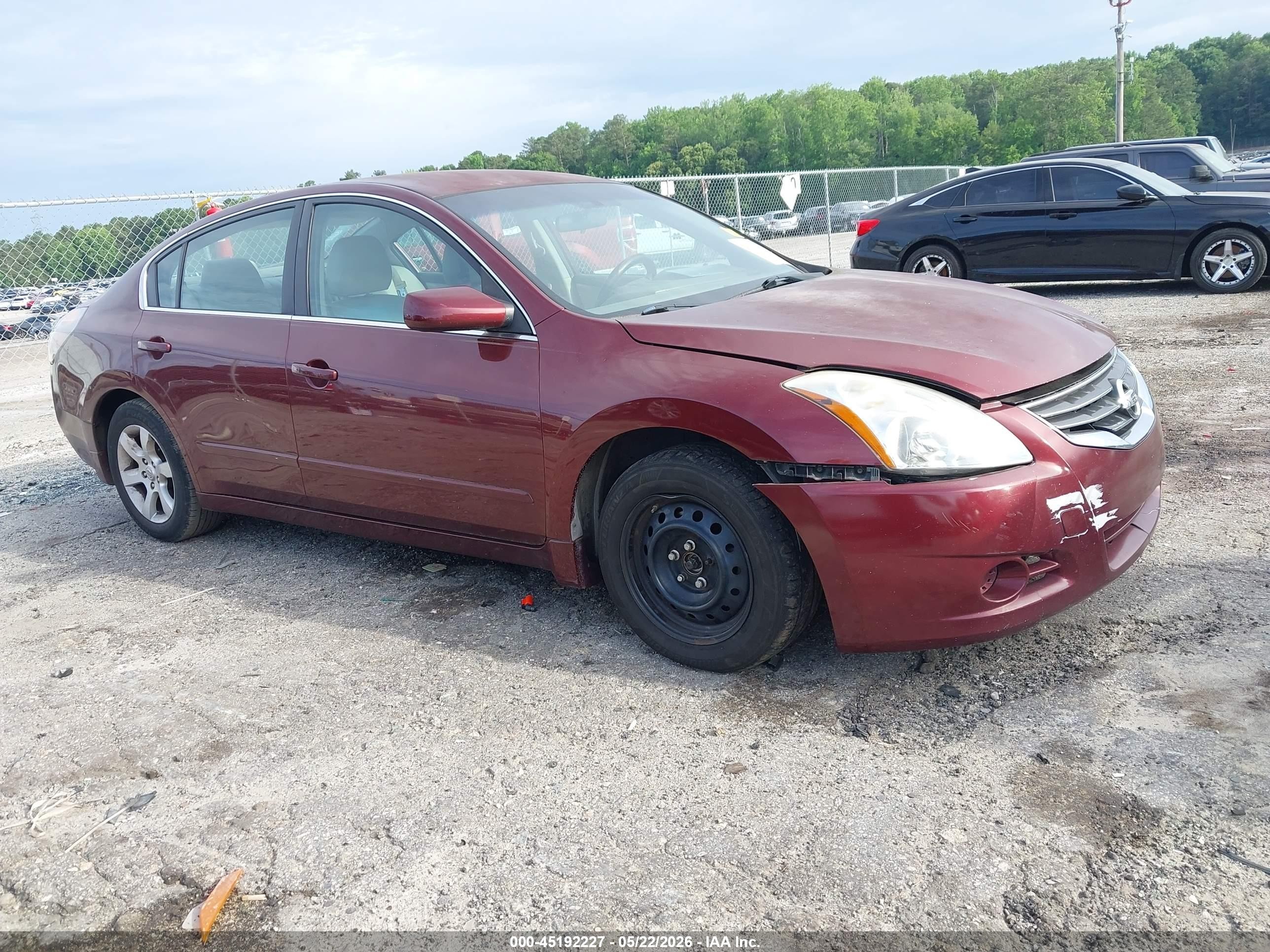 2012 Nissan Altima 2.5 S Red vin: 1N4AL2AP8CC131608