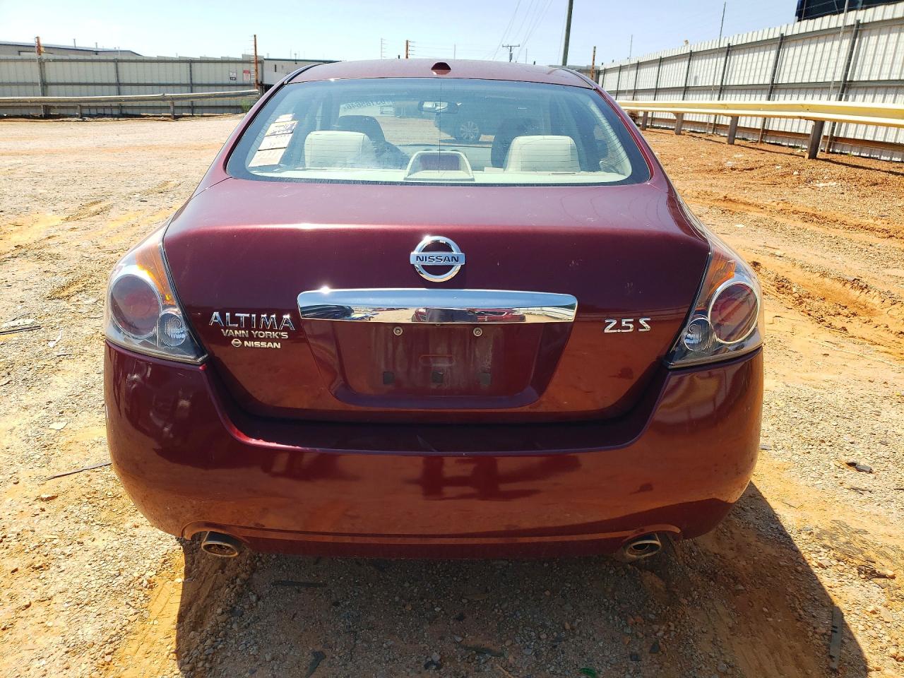 2012 Nissan Altima 2.5 Burgundy vin: 1N4AL2AP8CC131639