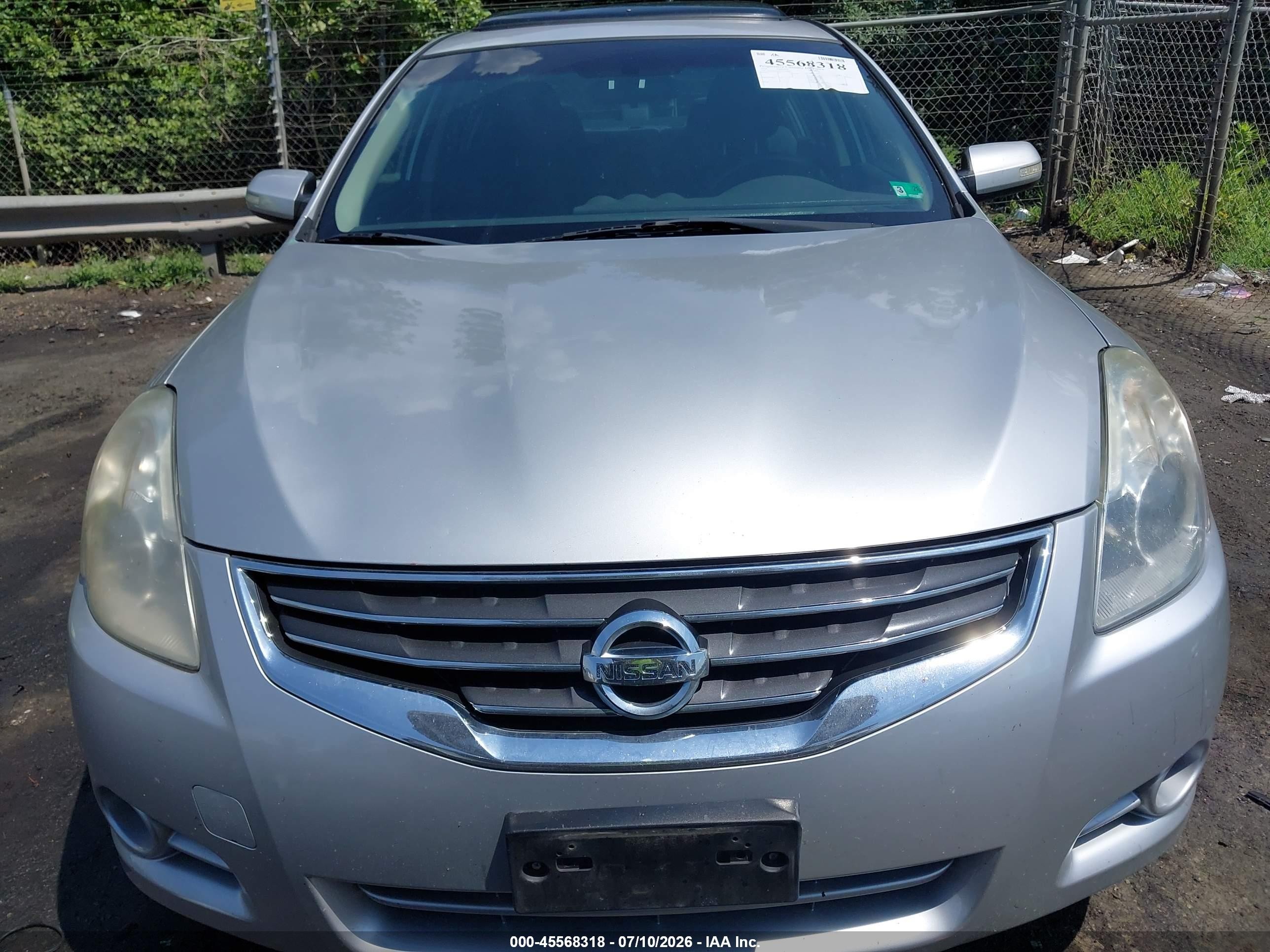 2012 Nissan Altima 2.5 S Серебряный vin: 1N4AL2AP8CC133844