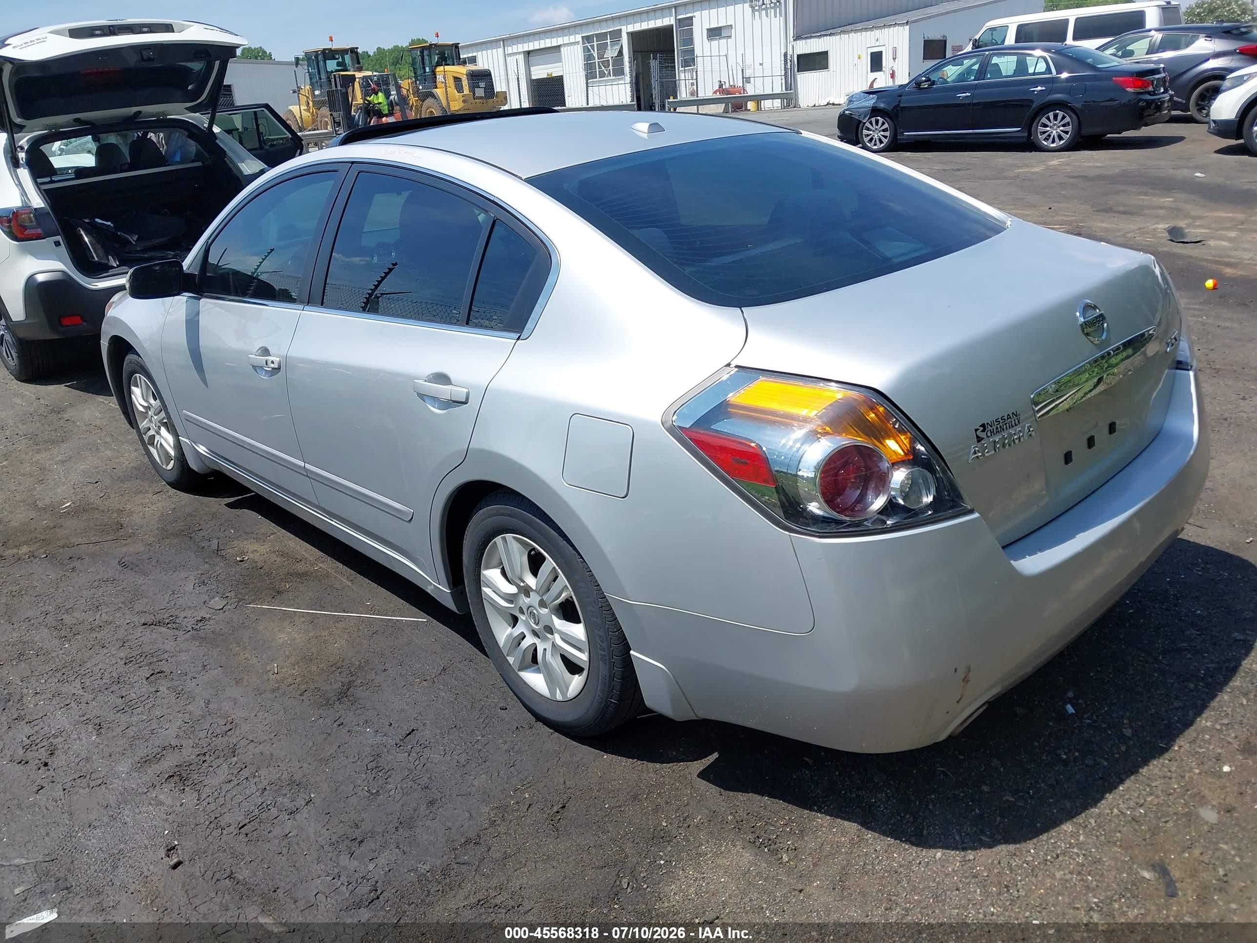 2012 Nissan Altima 2.5 S Серебряный vin: 1N4AL2AP8CC133844
