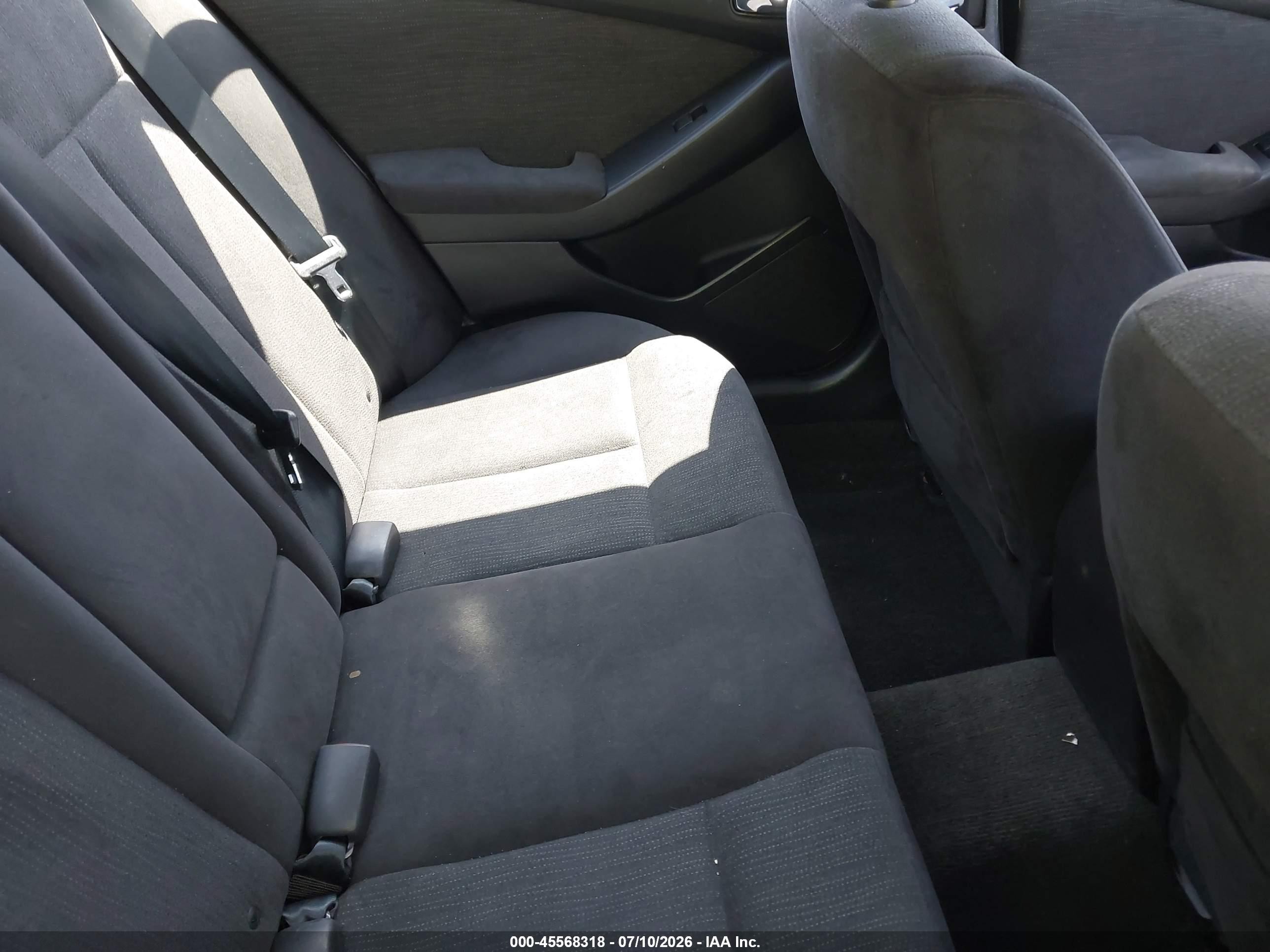 2012 Nissan Altima 2.5 S Серебряный vin: 1N4AL2AP8CC133844