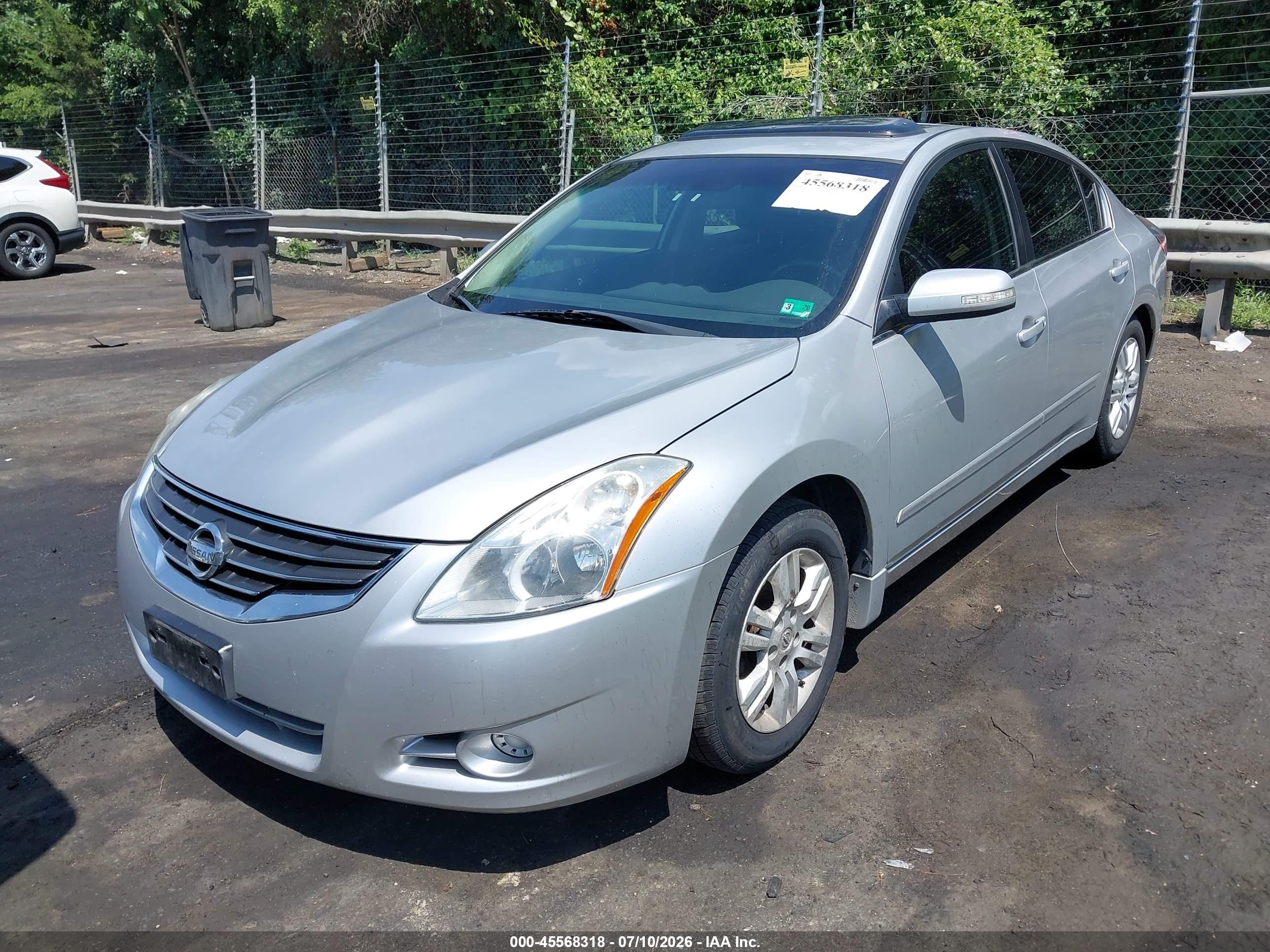 2012 Nissan Altima 2.5 S Серебряный vin: 1N4AL2AP8CC133844