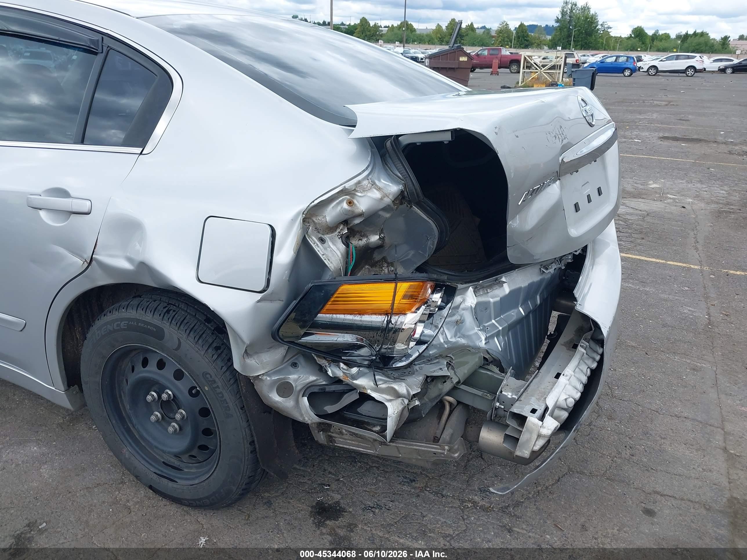 2012 Nissan Altima 2.5 Silver vin: 1N4AL2AP8CC160493