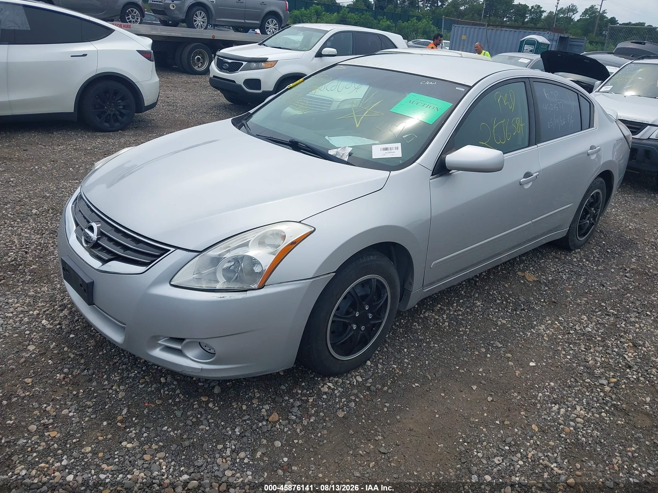 2012 Nissan Altima 2.5 S Silver vin: 1N4AL2AP8CC210082