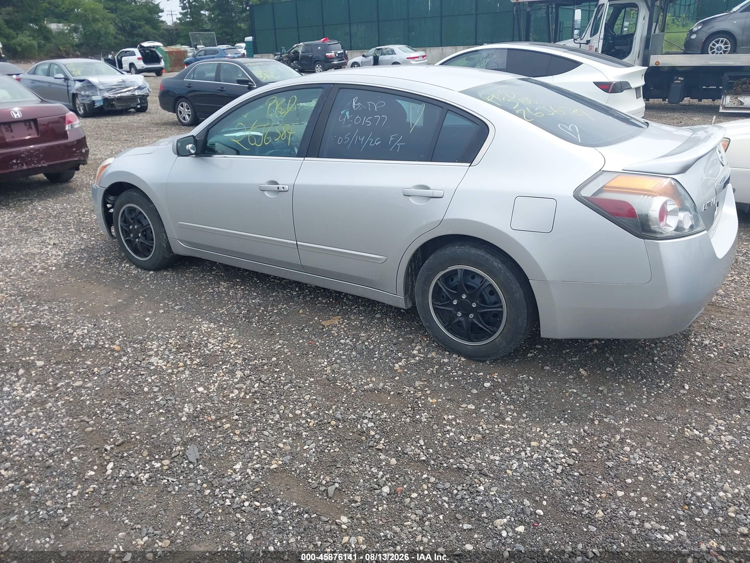 2012 Nissan Altima 2.5 S Silver vin: 1N4AL2AP8CC210082