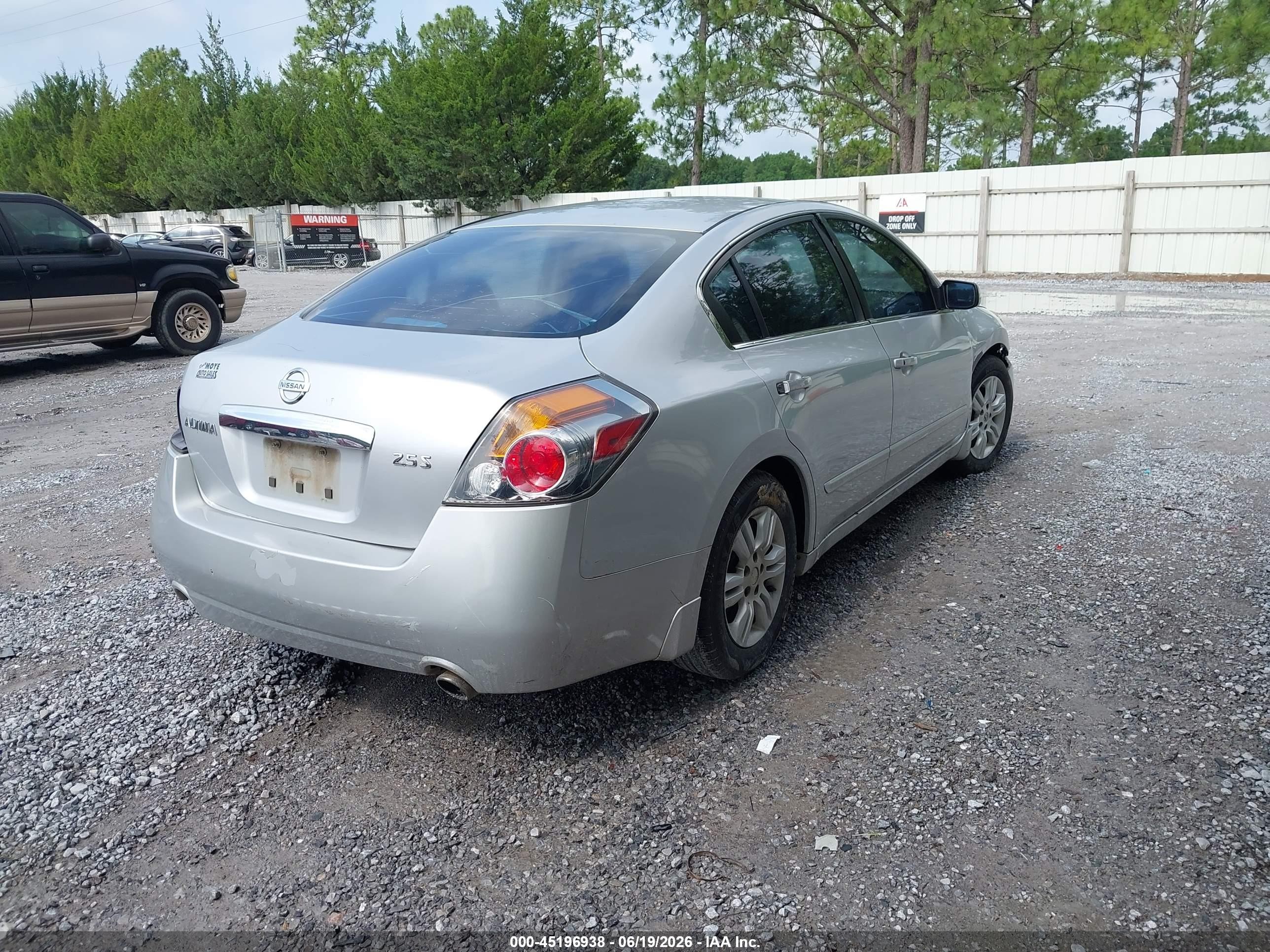 2012 Nissan Altima 2.5 S White vin: 1N4AL2AP8CC211698