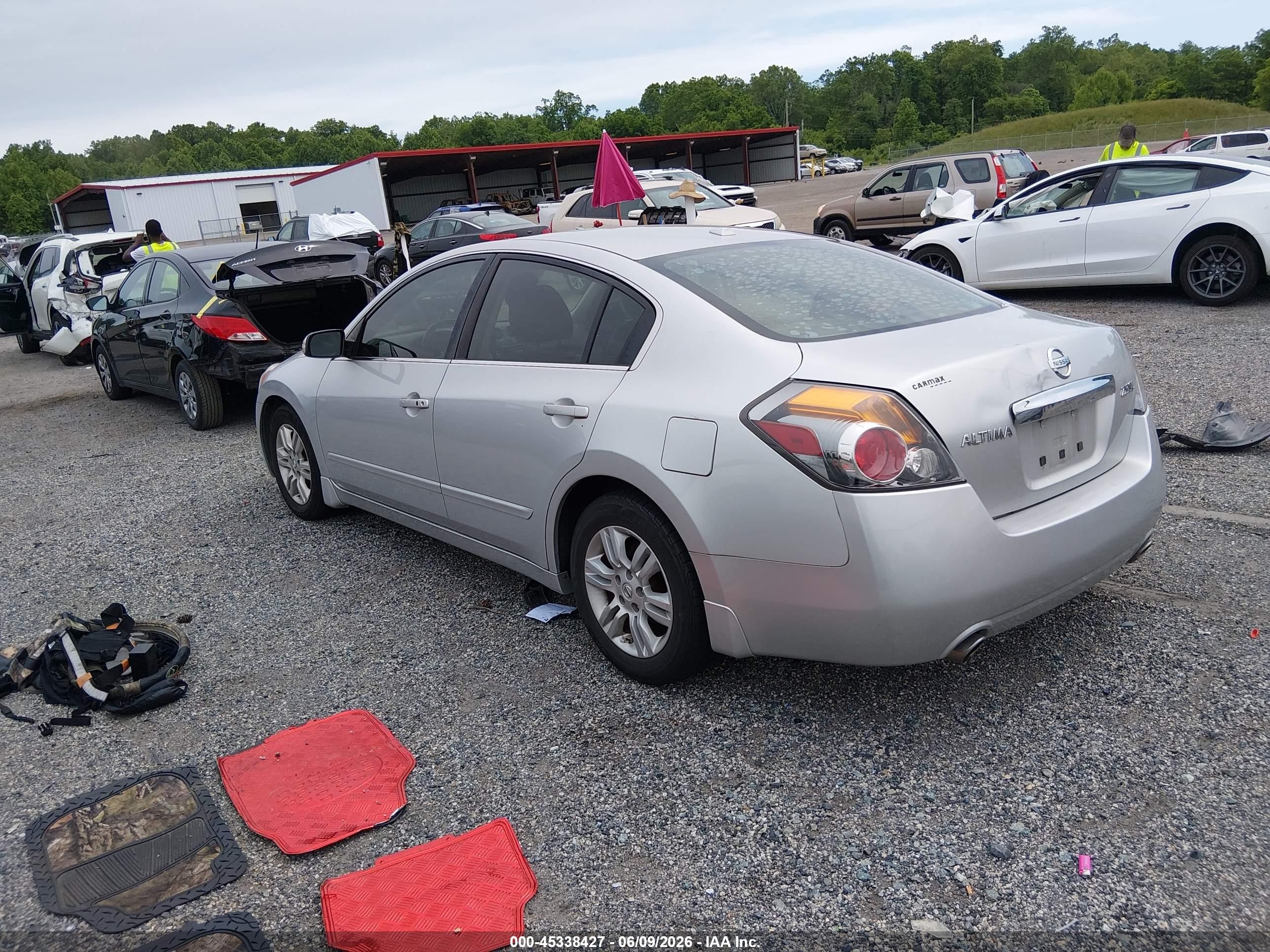 2012 Nissan Altima 2.5 S Silver vin: 1N4AL2AP8CC245544