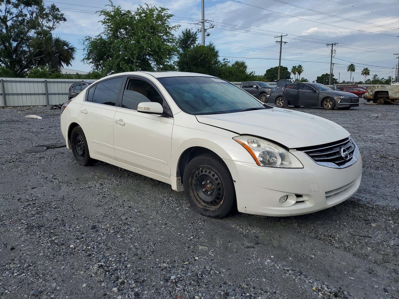 2012 Nissan Altima 2.5 White vin: 1N4AL2AP8CN439432