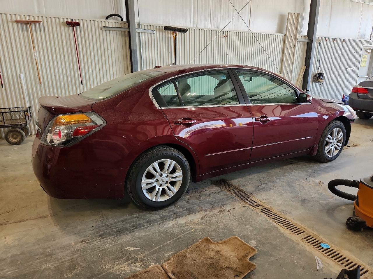 2012 Nissan Altima 2.5 Burgundy vin: 1N4AL2AP8CN520642