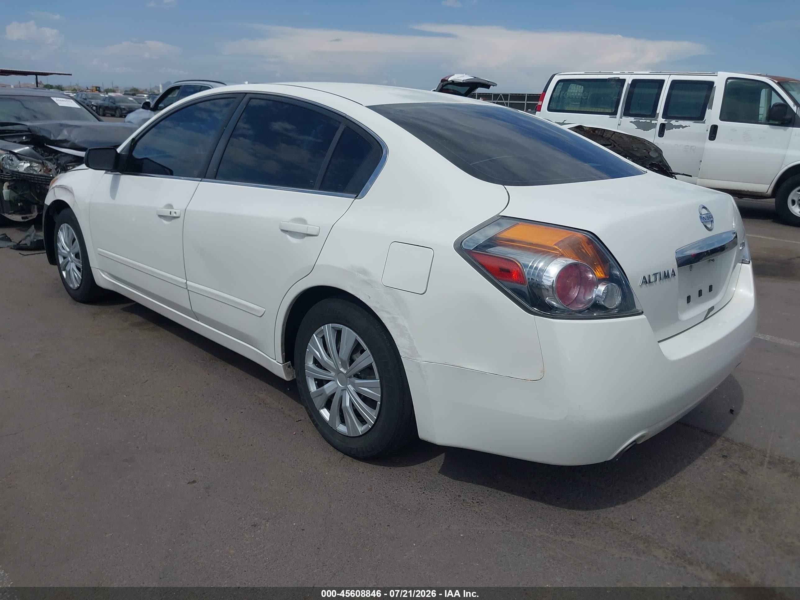 2012 Nissan Altima 2.5 S Белый vin: 1N4AL2AP8CN541989